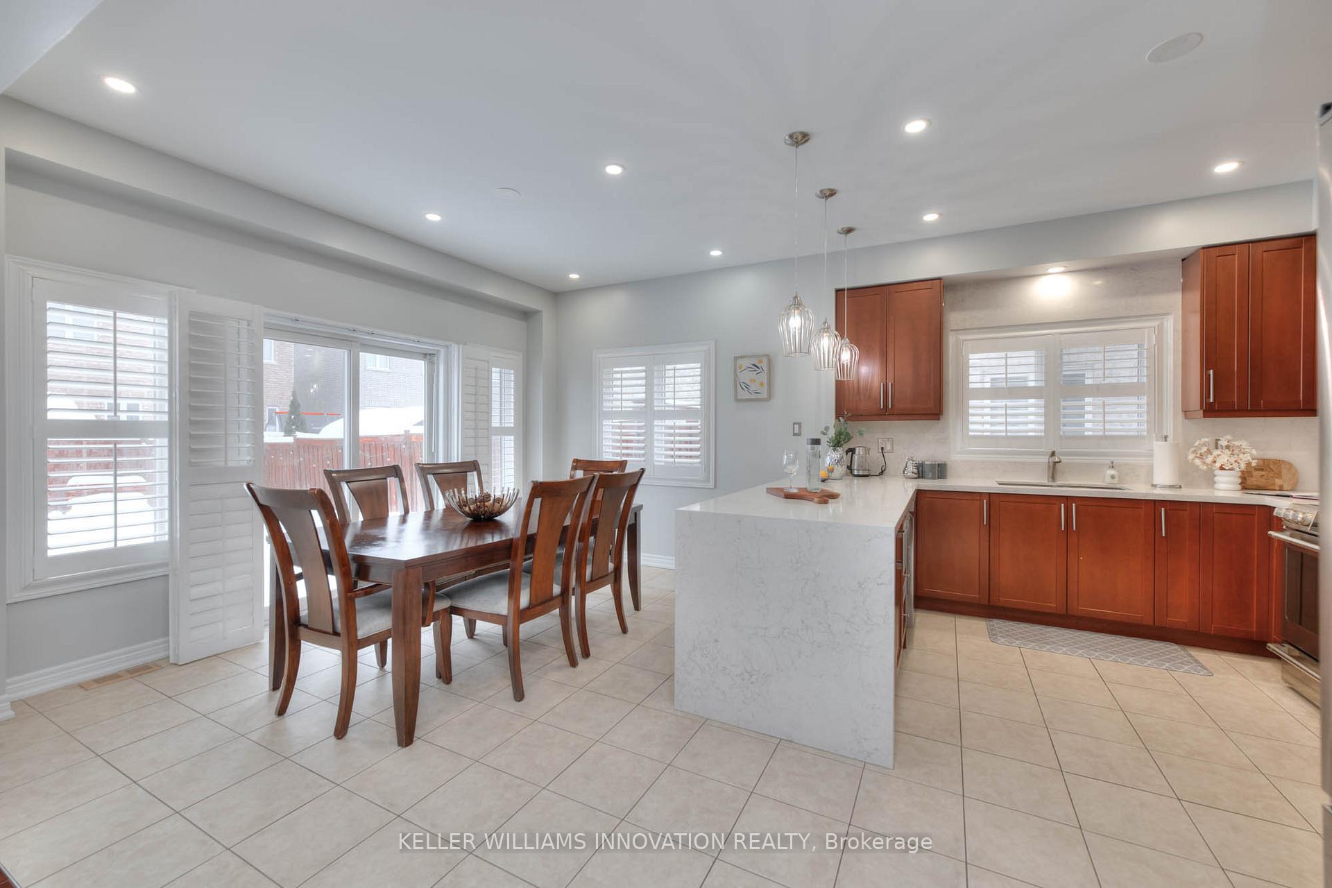 Photo 14 of 11 Ballyhaise Crescent, Brampton, Credit Valley — HOMEH