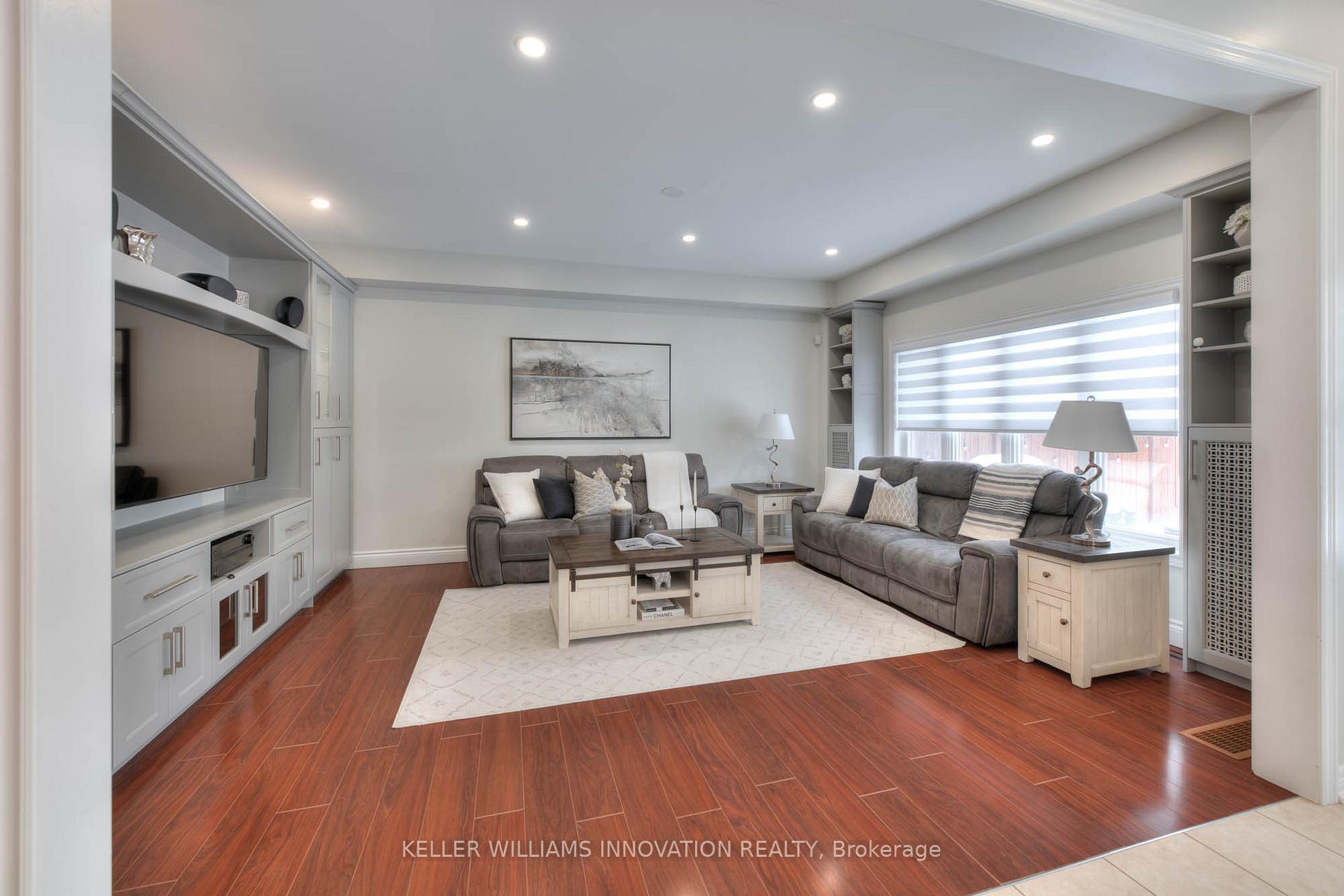 Photo 16 of 11 Ballyhaise Crescent, Brampton, Credit Valley — HOMEH