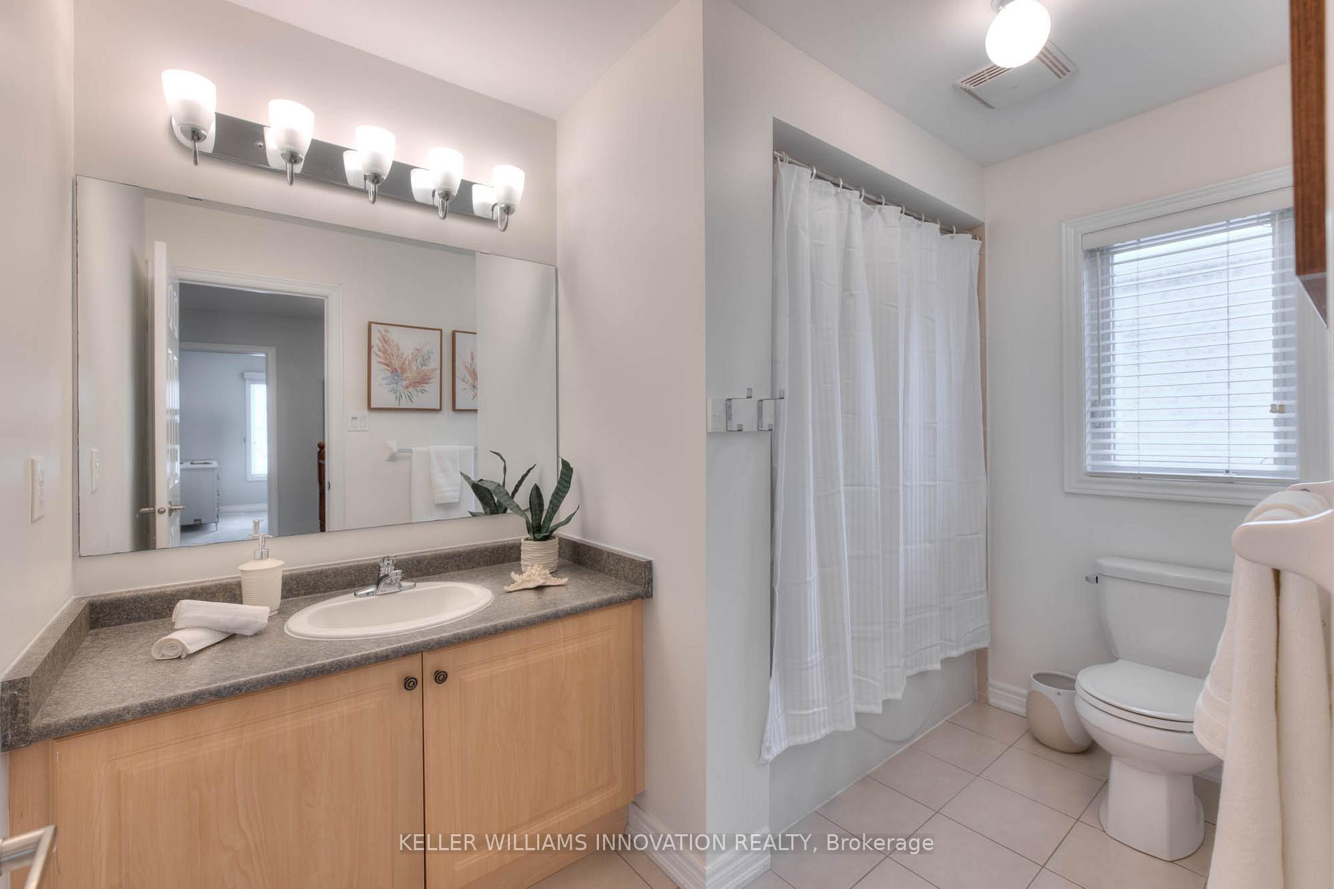 Photo 33 of 11 Ballyhaise Crescent, Brampton, Credit Valley — HOMEH