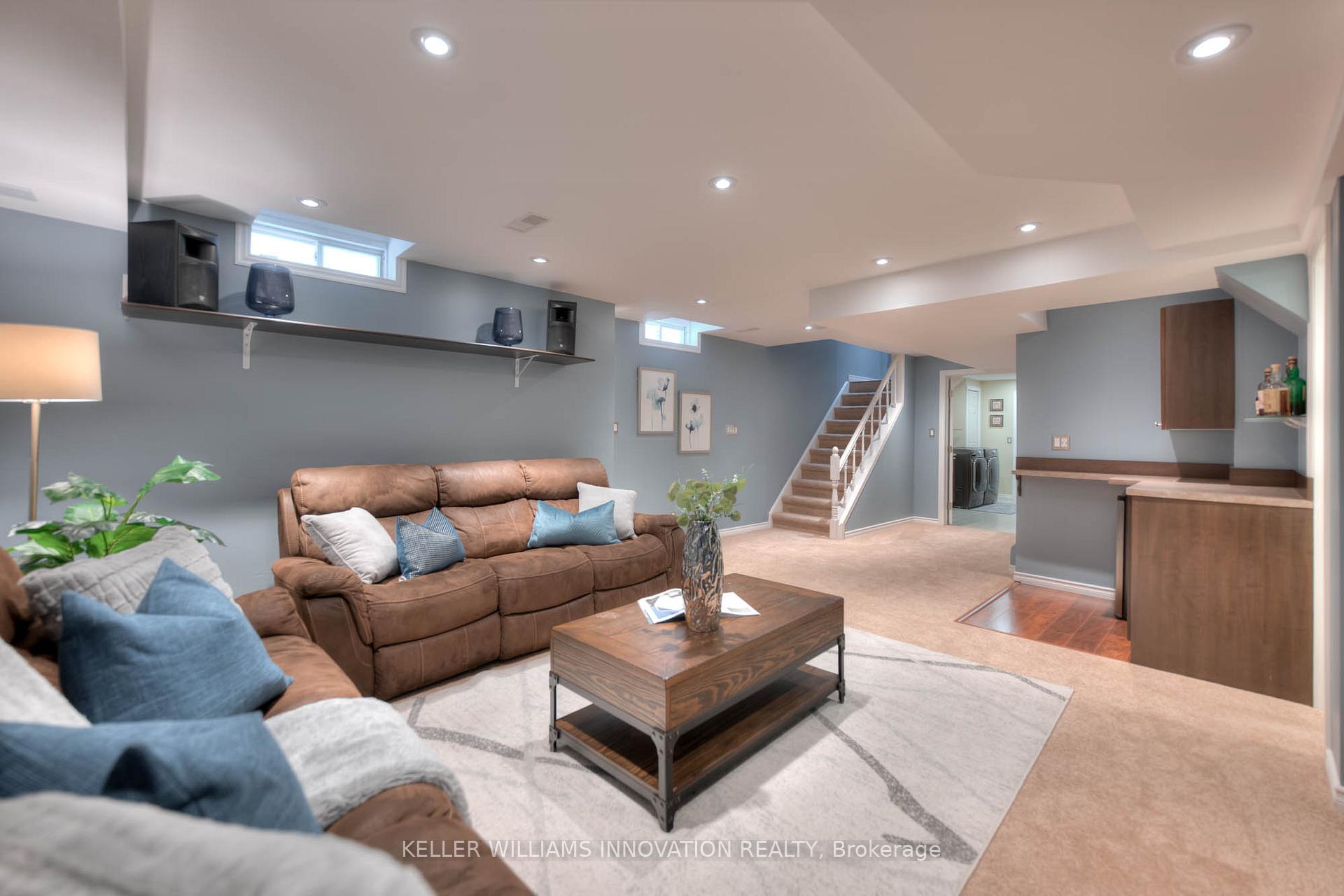 Photo 35 of 11 Ballyhaise Crescent, Brampton, Credit Valley — HOMEH