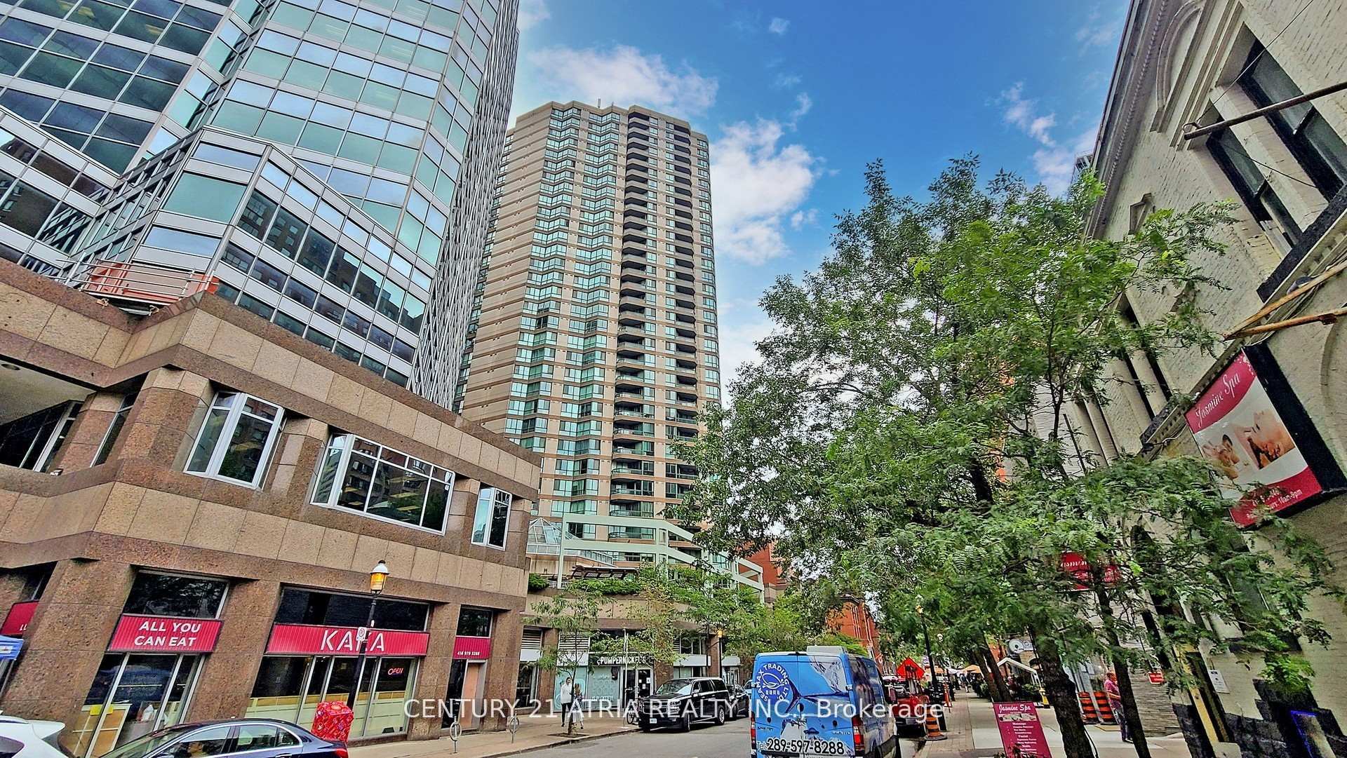 Front of Unit 1115, 38 Elm Street