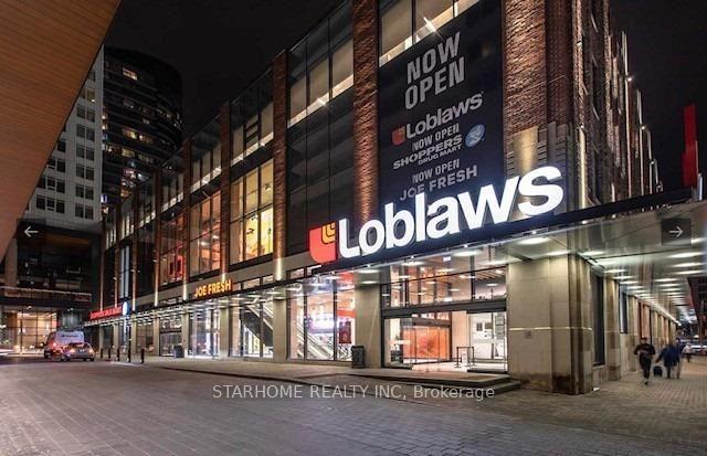 Photo 8 of Unit 3003, 19 Bathurst Street, Toronto, Waterfront Communities — HOMEH