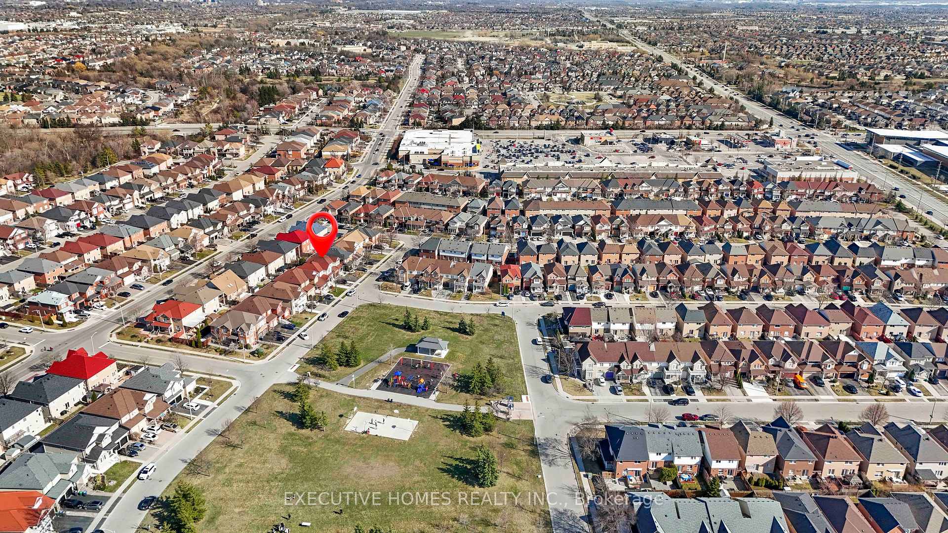 Photo 6 of 11 Madronna Gardens, Brampton, Fletcher's Meadow — HOMEH