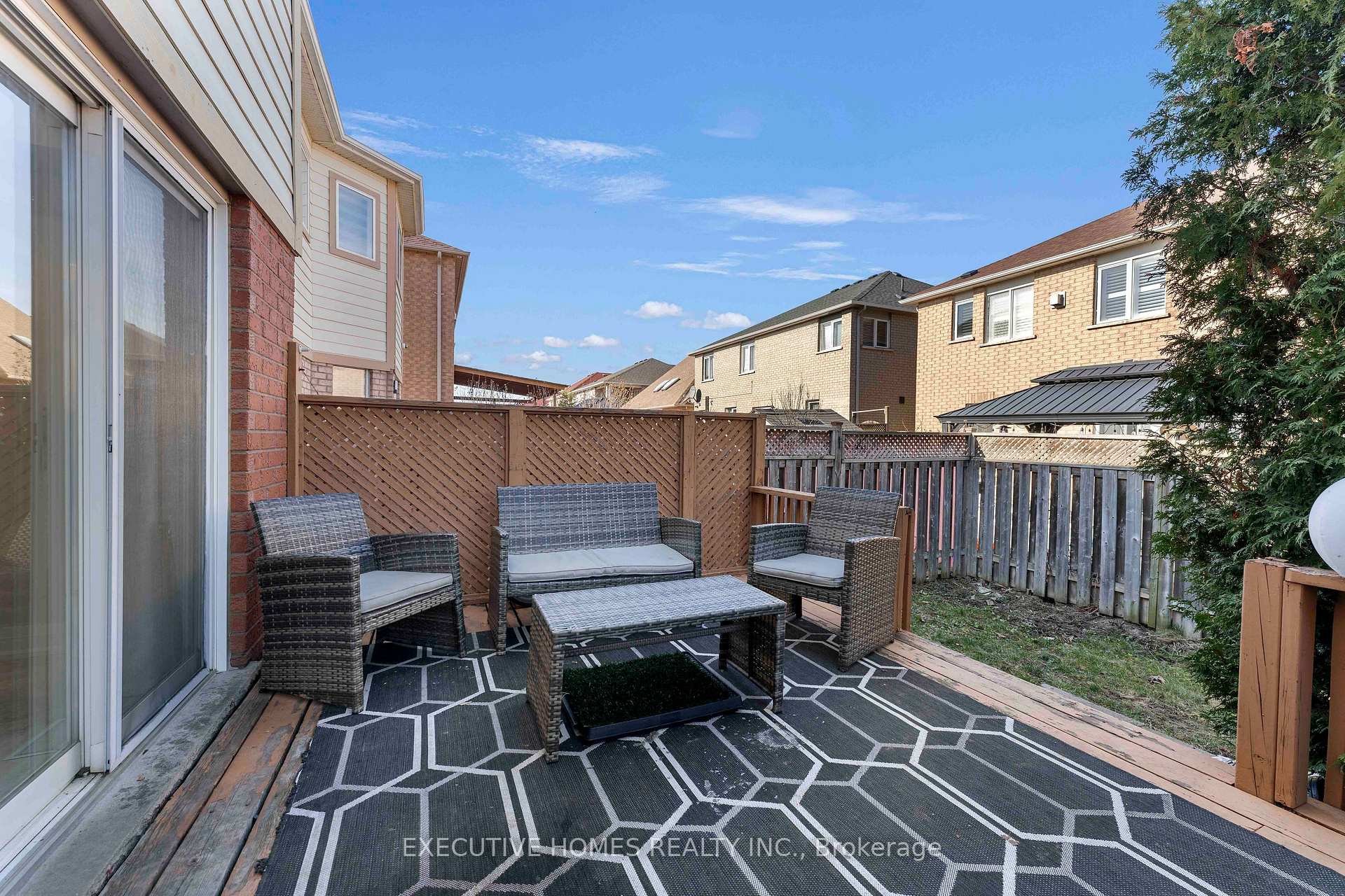 Photo 99 of 11 Madronna Gardens, Brampton, Fletcher's Meadow — HOMEH