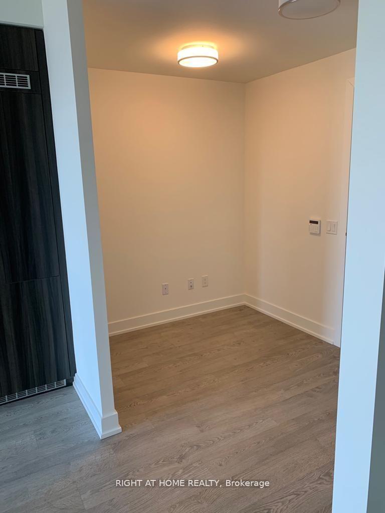 Photo 8 of Unit 1101, 80 Vanauley Street, Toronto, Kensington-Chinatown — HOMEH