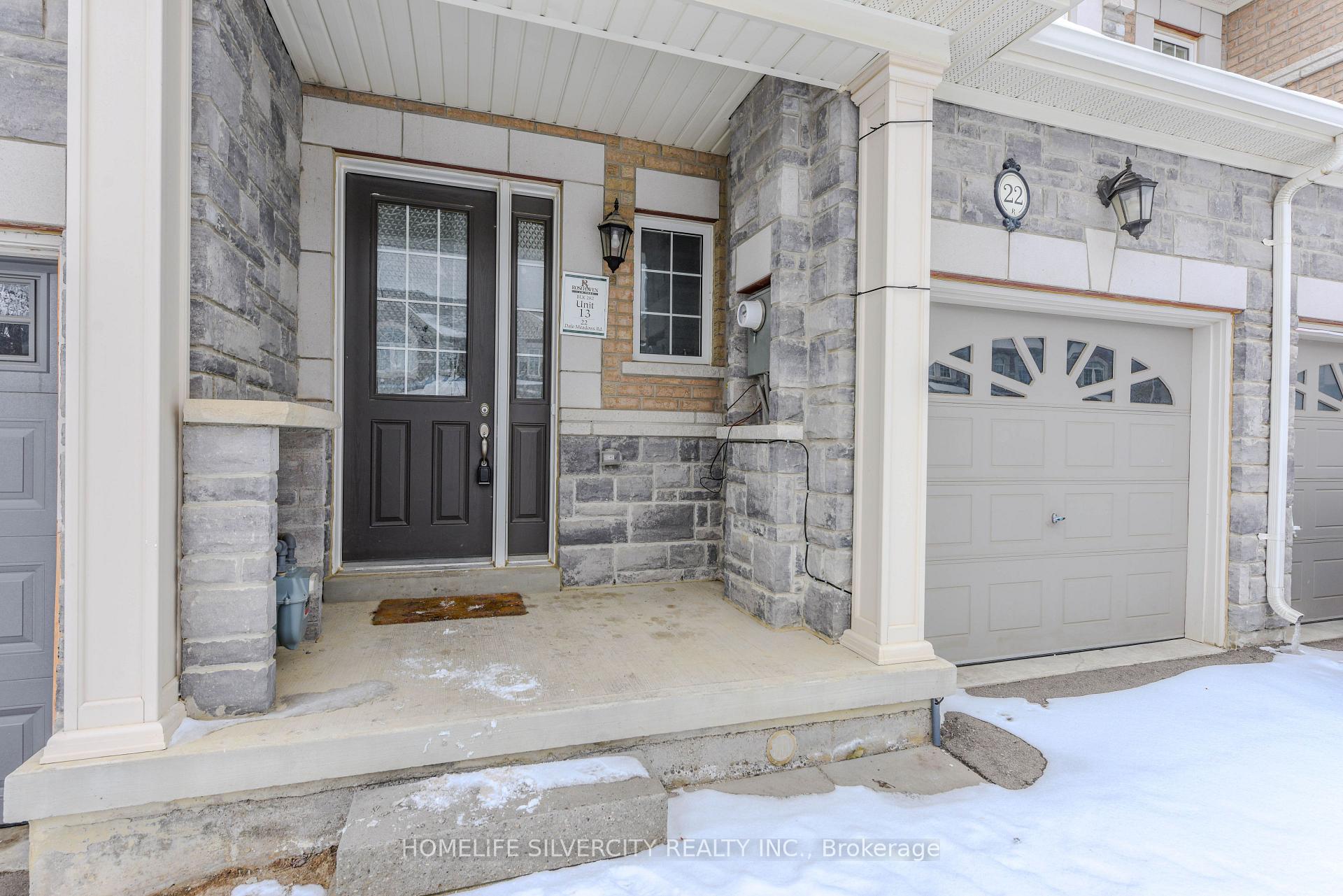 Photo 2 of 22 Dale Meadows Road, Brampton, Northwest Brampton — HOMEH