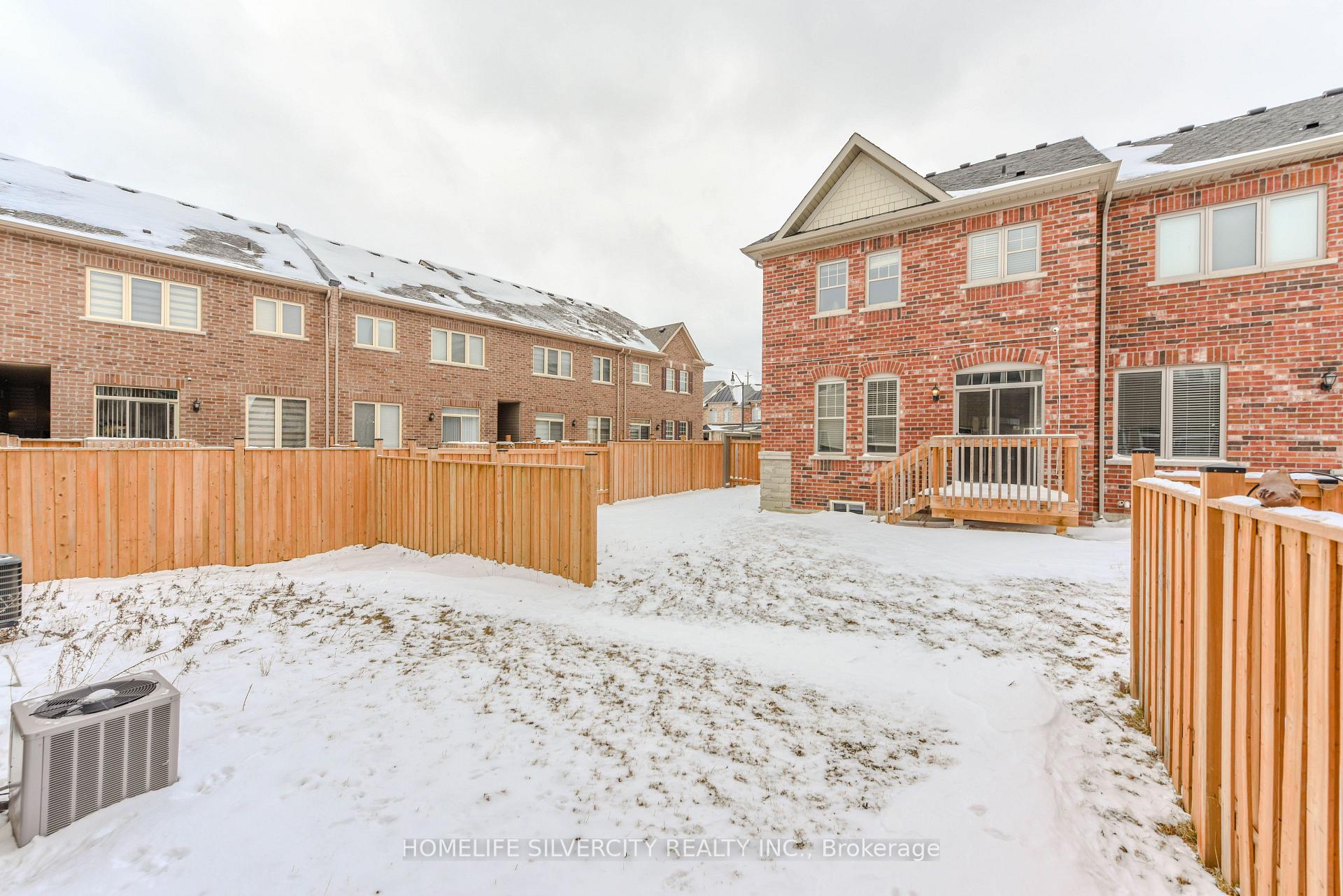 Photo 34 of 22 Dale Meadows Road, Brampton, Northwest Brampton — HOMEH