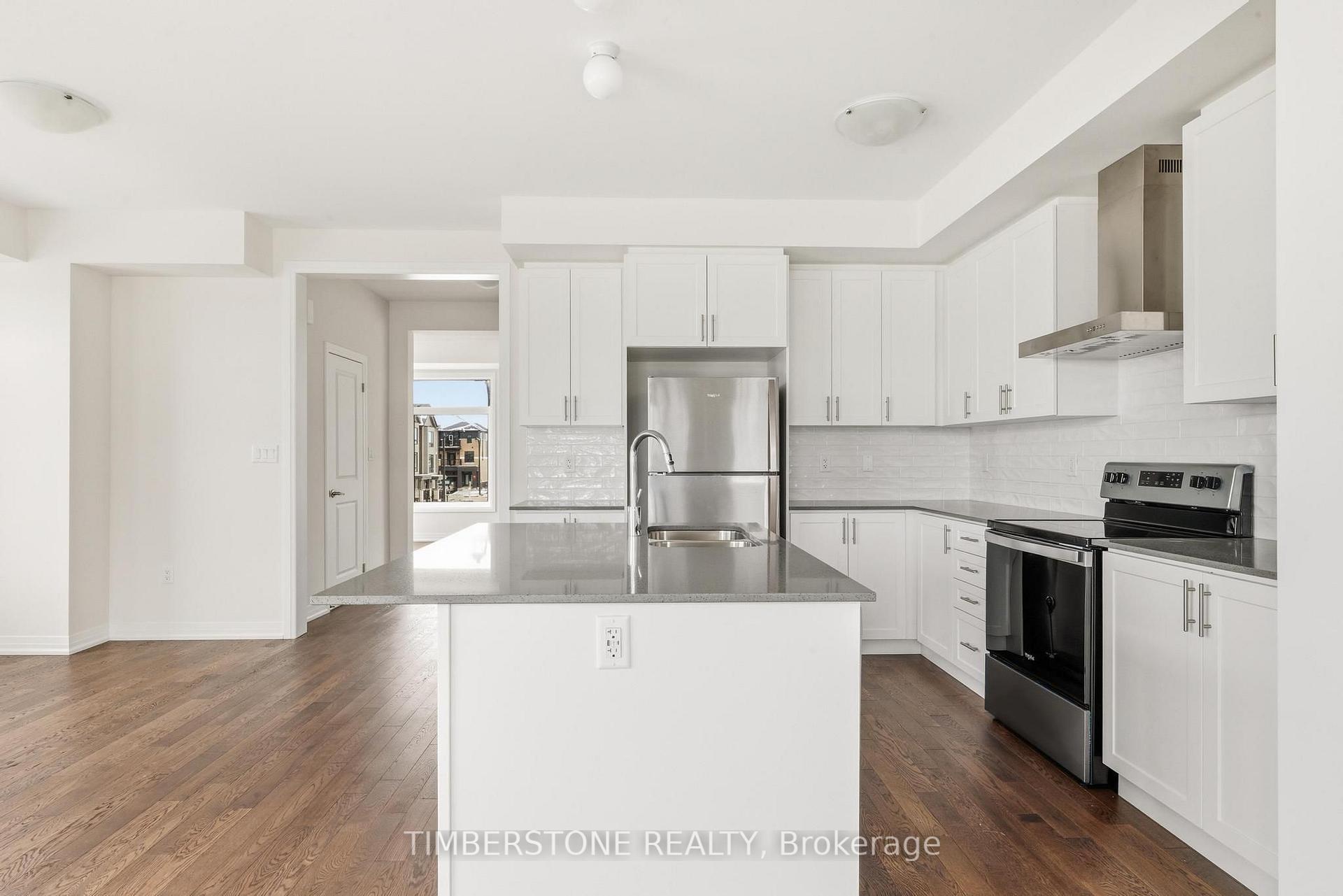 Photo 5 of 3 Nelles Way, Brampton, Northwest Brampton — HOMEH