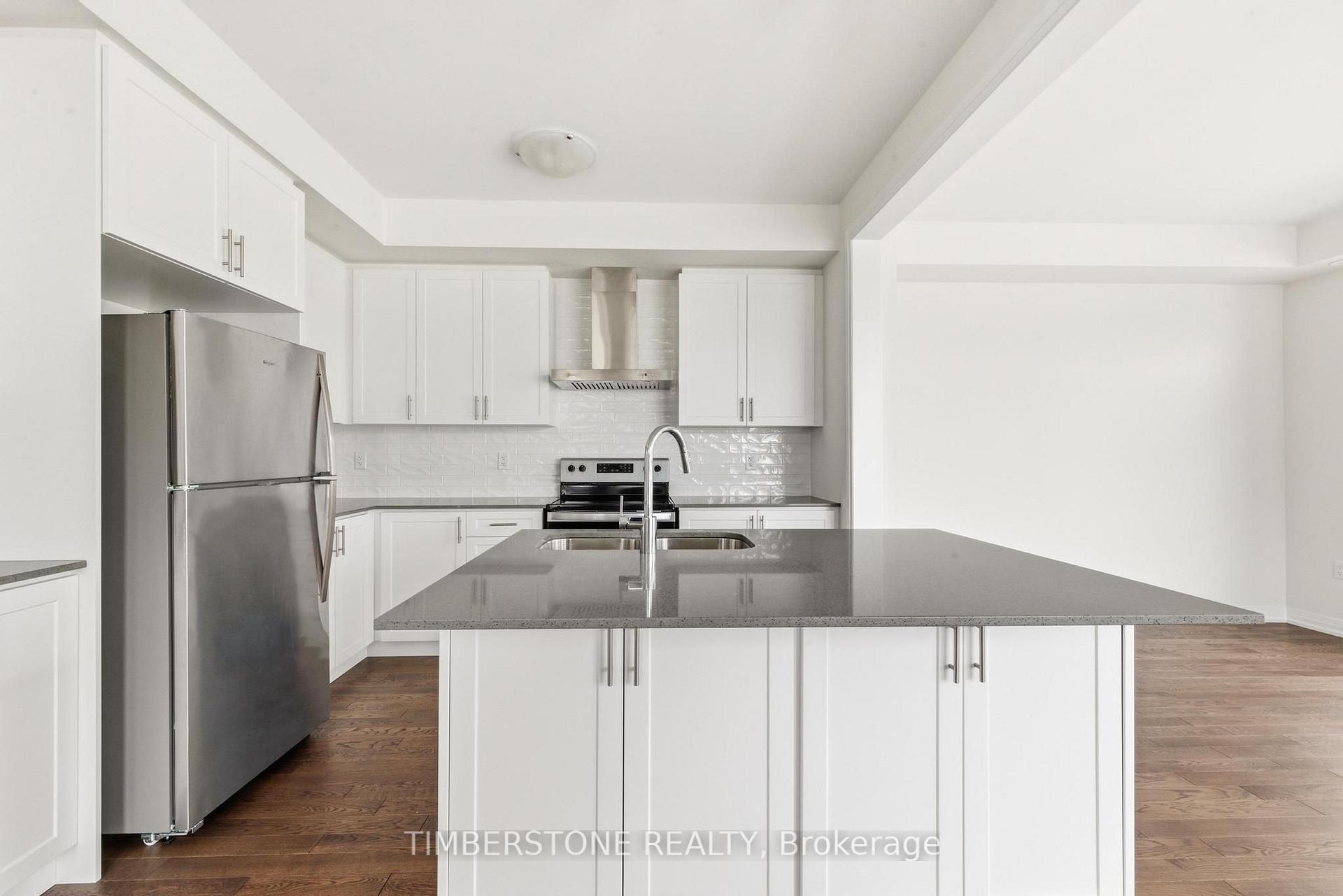 Photo 7 of 3 Nelles Way, Brampton, Northwest Brampton — HOMEH