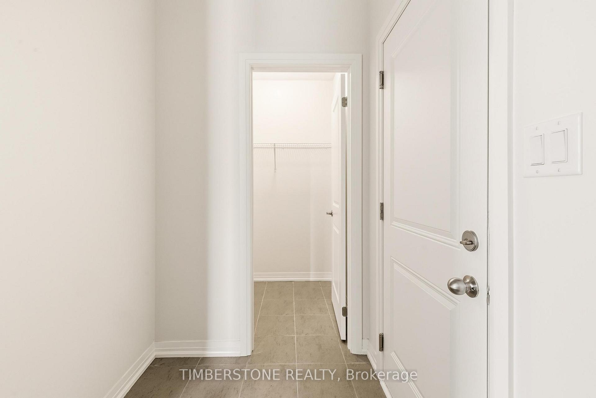 Photo 8 of 3 Nelles Way, Brampton, Northwest Brampton — HOMEH