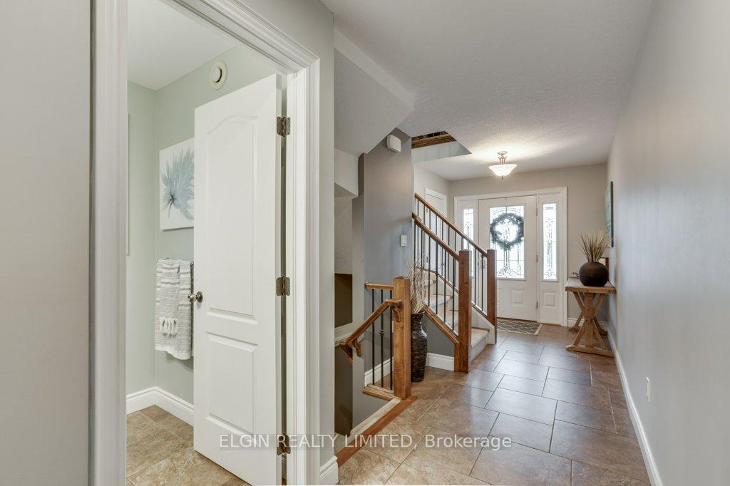 Photo 7 of 23 Hagerman Crescent, St. Thomas — HOMEH