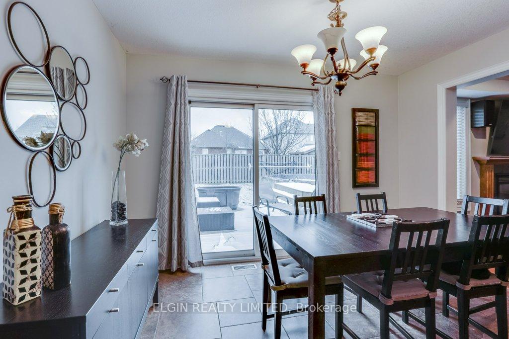 Photo 13 of 23 Hagerman Crescent, St. Thomas — HOMEH