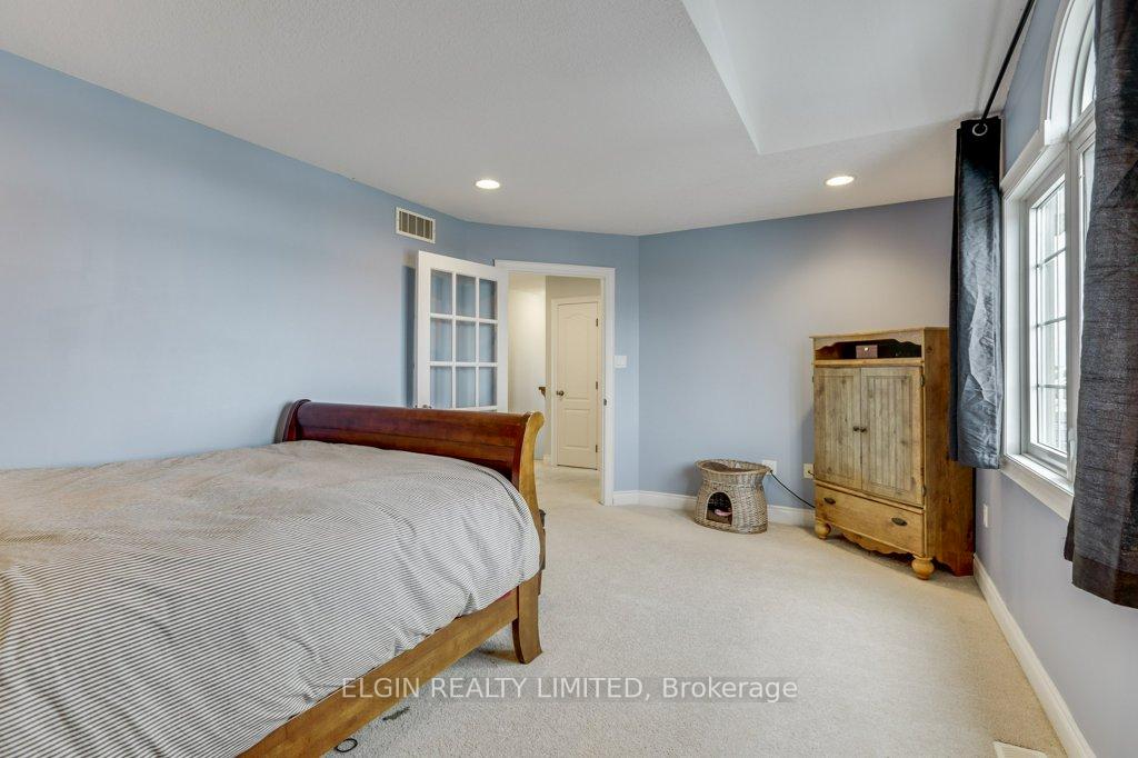 Photo 21 of 23 Hagerman Crescent, St. Thomas — HOMEH
