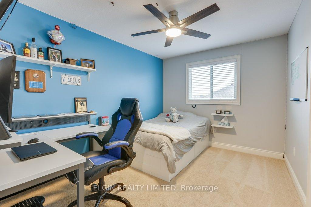 Photo 22 of 23 Hagerman Crescent, St. Thomas — HOMEH