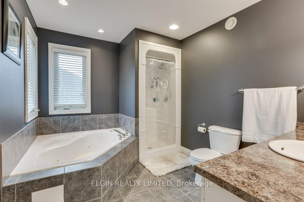 Photo 31 of 23 Hagerman Crescent, St. Thomas — HOMEH