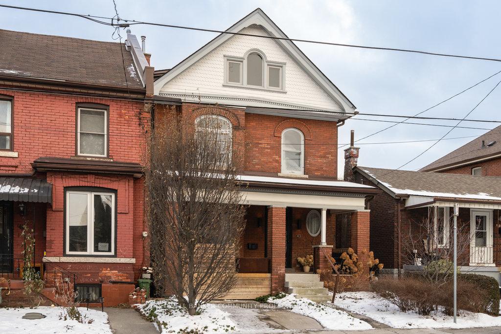 Photo 2 of 43 Barton Street W, Hamilton, Central — HOMEH