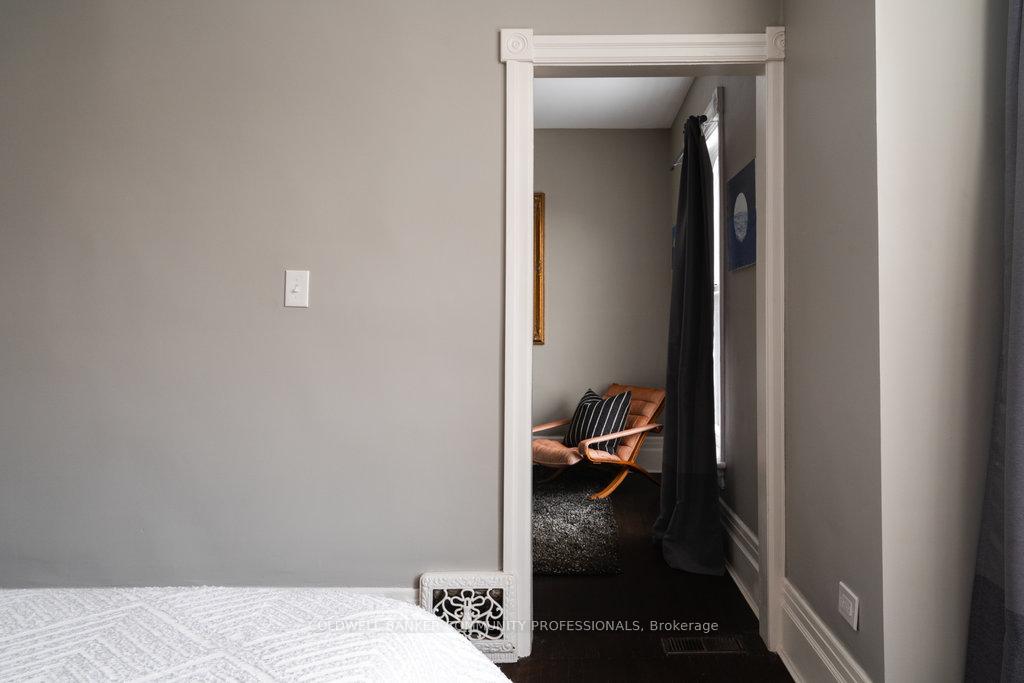 Photo 20 of 43 Barton Street W, Hamilton, Central — HOMEH