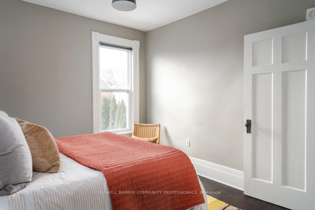 Photo 24 of 43 Barton Street W, Hamilton, Central — HOMEH