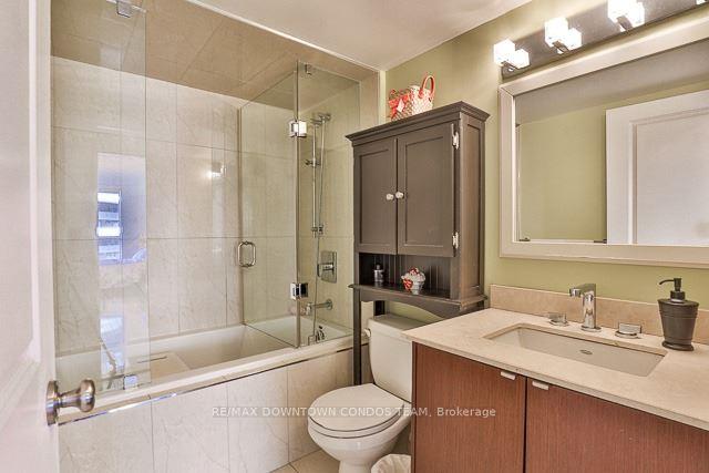 Photo 2 of Unit 913, 44 St Joseph Street, Toronto, Bay Street Corridor — HOMEH