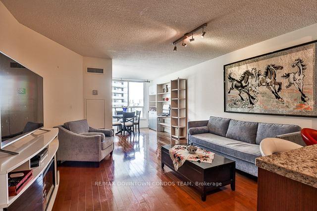 Photo 15 of Unit 913, 44 St Joseph Street, Toronto, Bay Street Corridor — HOMEH