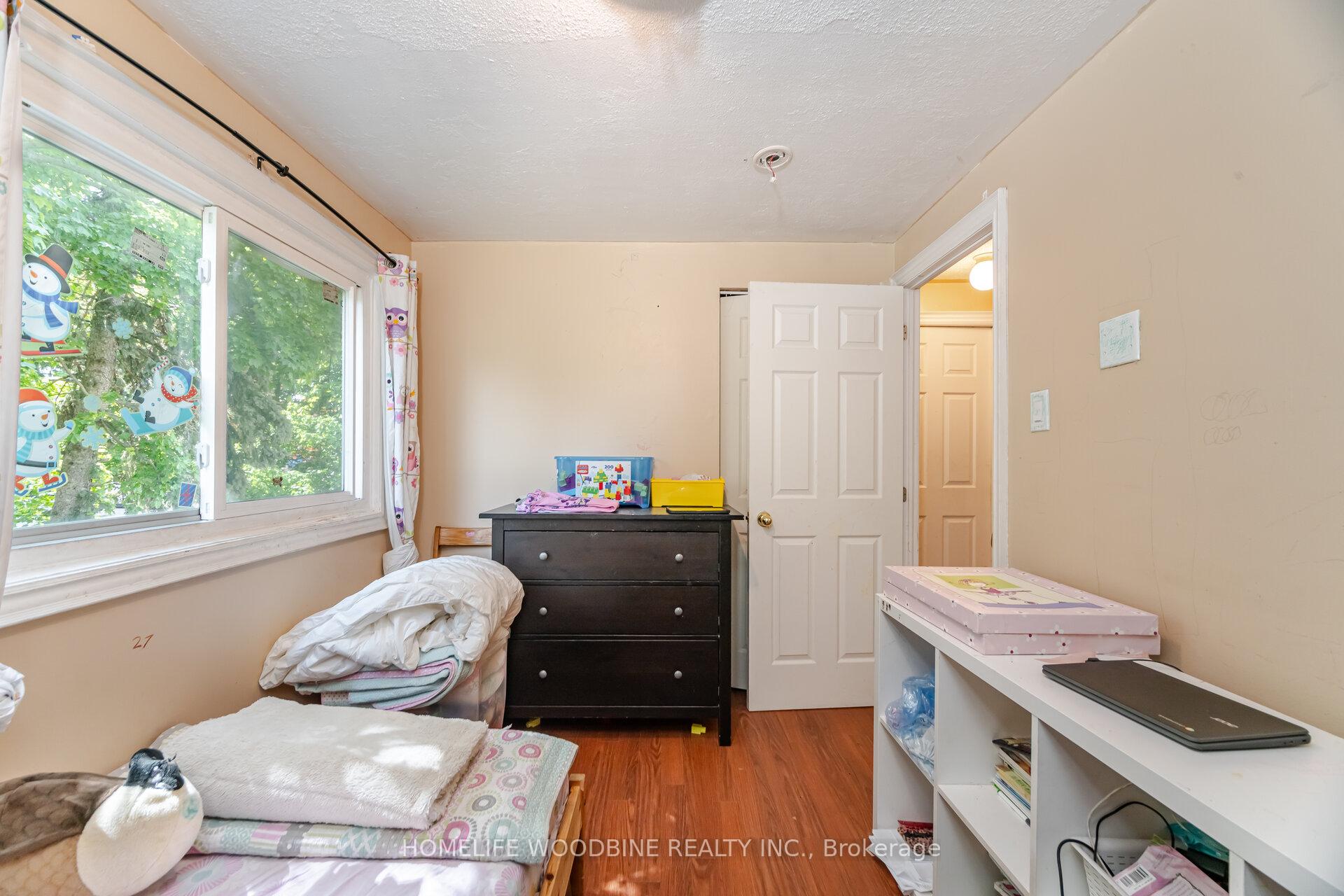 Photo 19 of 11 Helena Court, Brampton, Queen Street Corridor — HOMEH