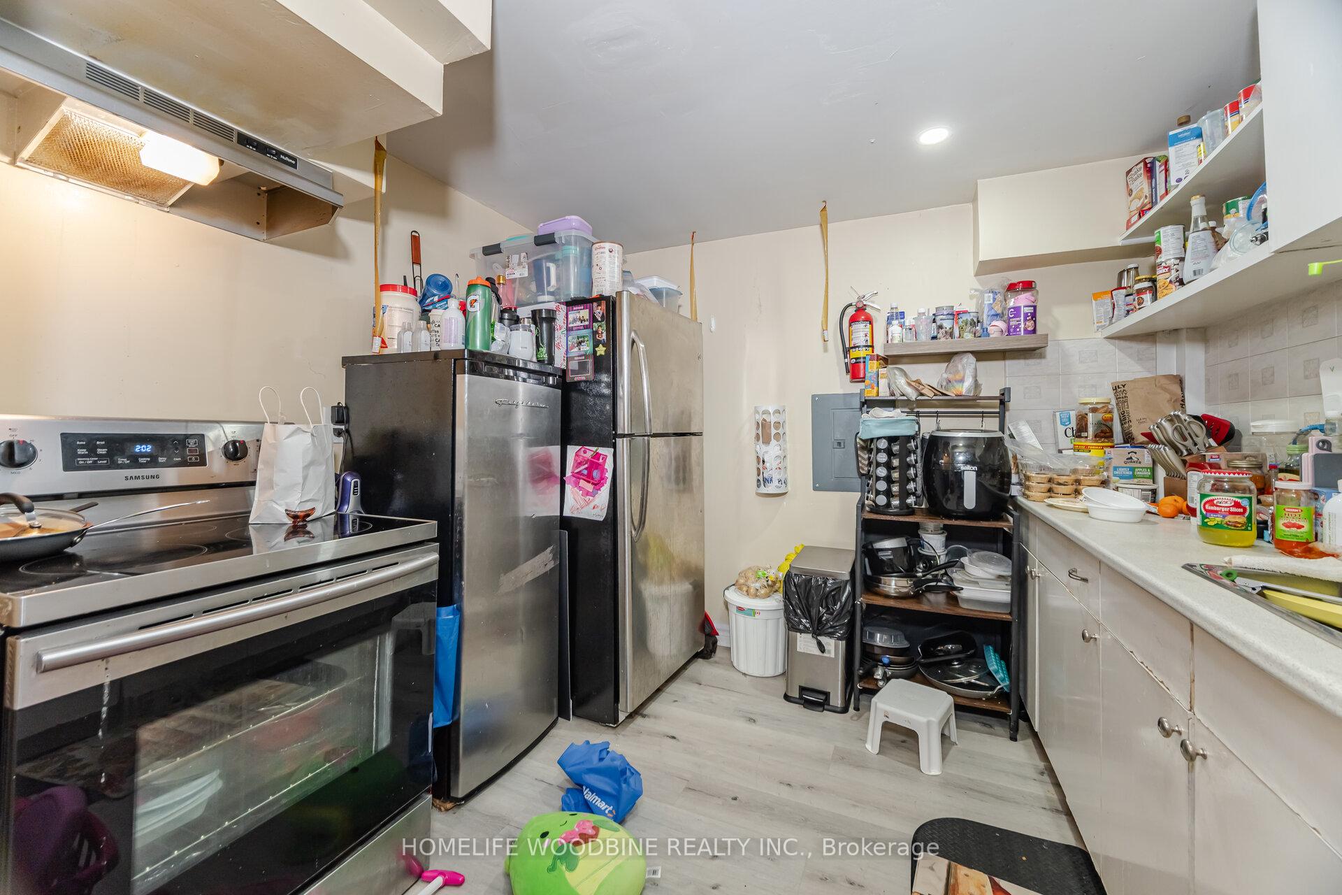 Photo 25 of 11 Helena Court, Brampton, Queen Street Corridor — HOMEH