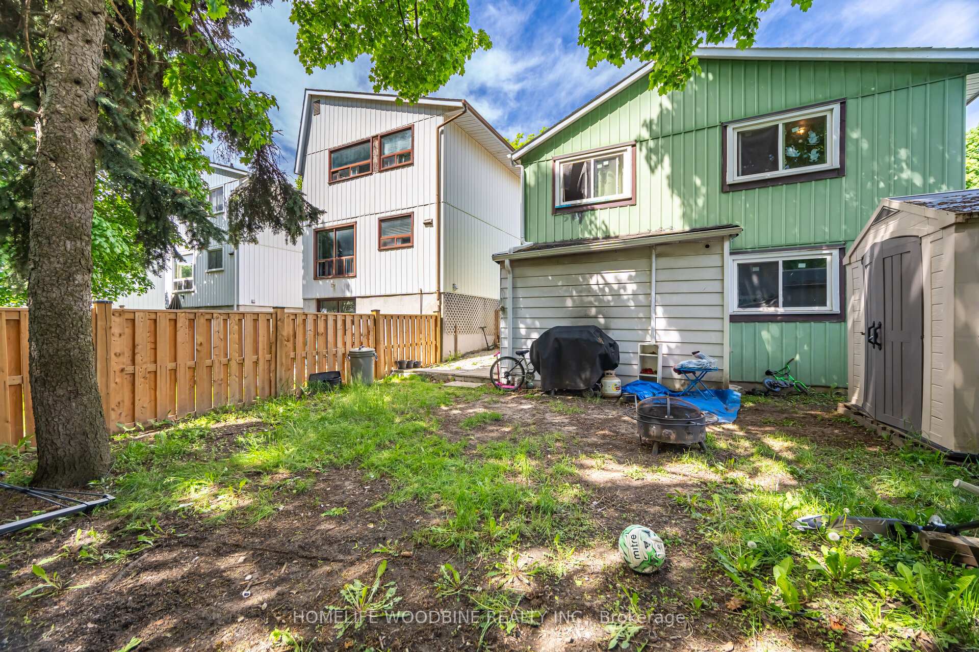 Photo 37 of 11 Helena Court, Brampton, Queen Street Corridor — HOMEH
