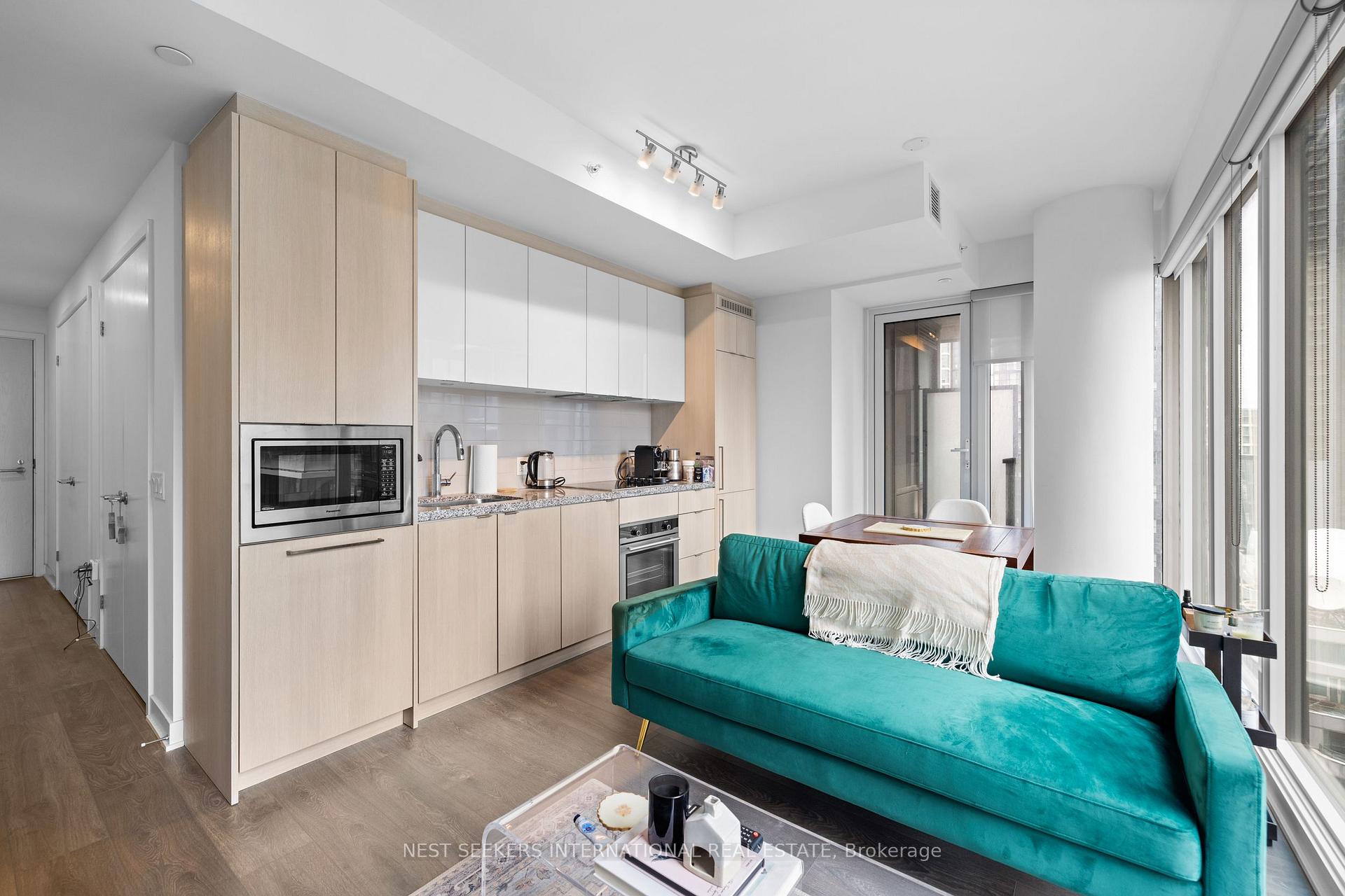 Photo 11 of Unit 3115, 115 Blue Jays Way, Toronto, Waterfront Communities — HOMEH
