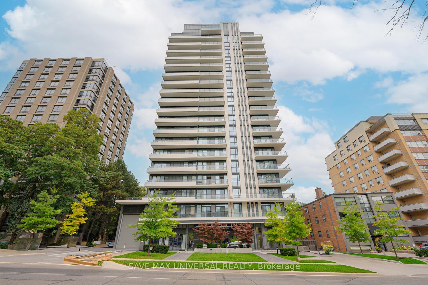 Front of Unit 809, 609 Avenue Road