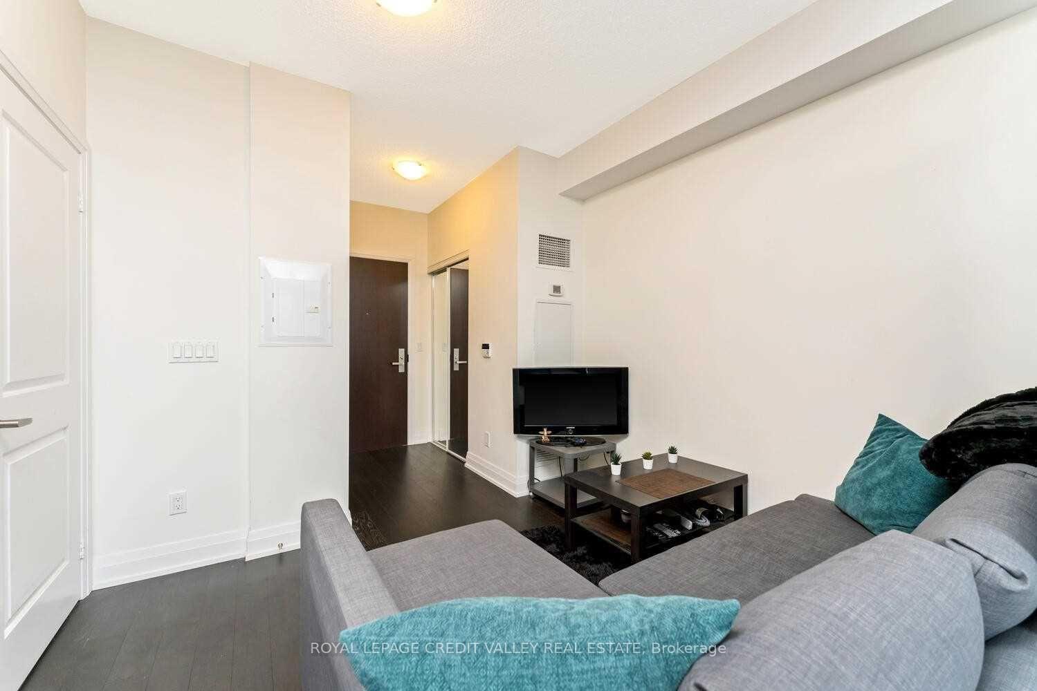 Photo 6 of Unit 415, 65 Speers Road, Oakville, Central — HOMEH