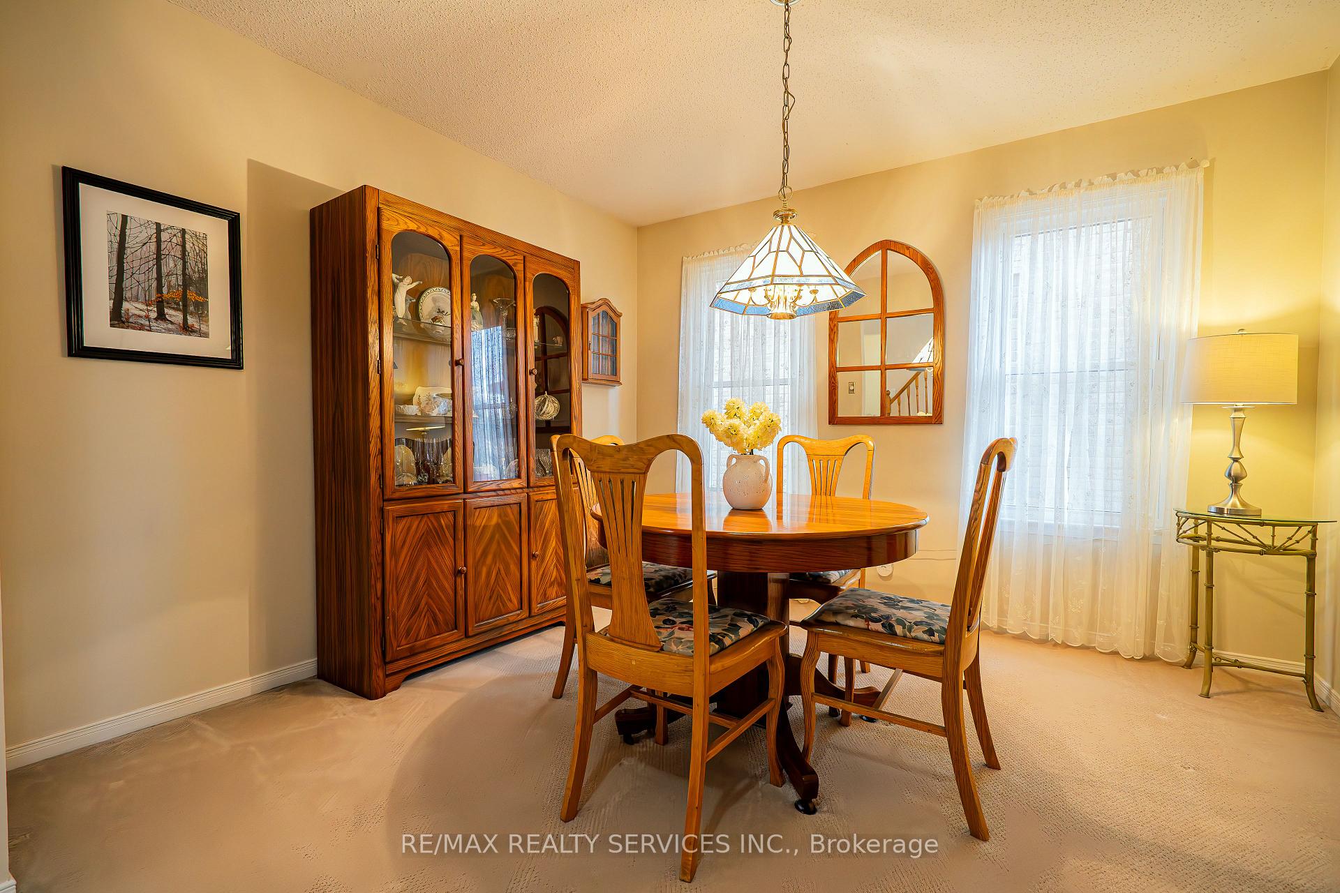 Photo 9 of 18 Nuttall Street, Brampton, Westgate — HOMEH