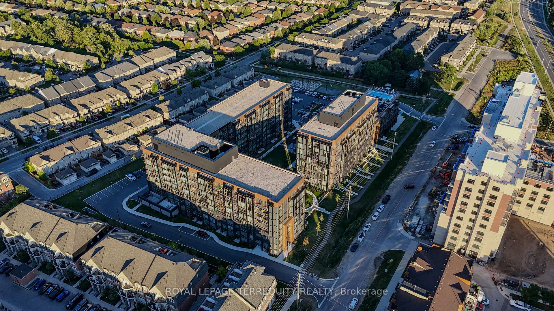 Photo 1 of Unit 611, 2343 Khalsa Gate, Oakville, Westmount — HOMEH