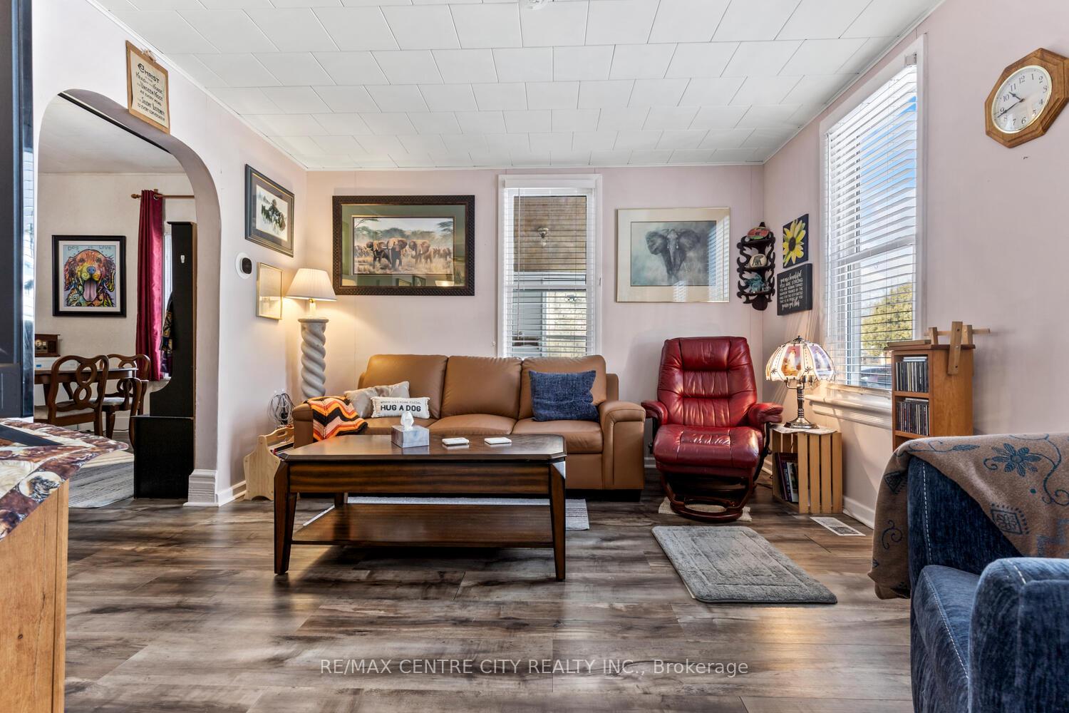 Photo 11 of 45 Barwick Street, St. Thomas — HOMEH