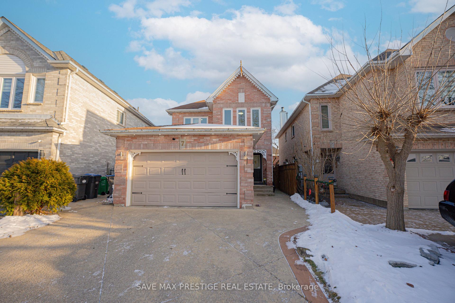 Photo 22 of 7 Hood Crescent, Brampton, Fletcher's West — HOMEH