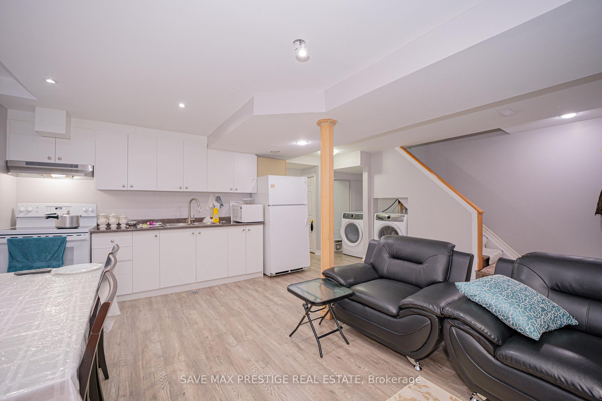 Photo 46 of 7 Hood Crescent, Brampton, Fletcher's West — HOMEH