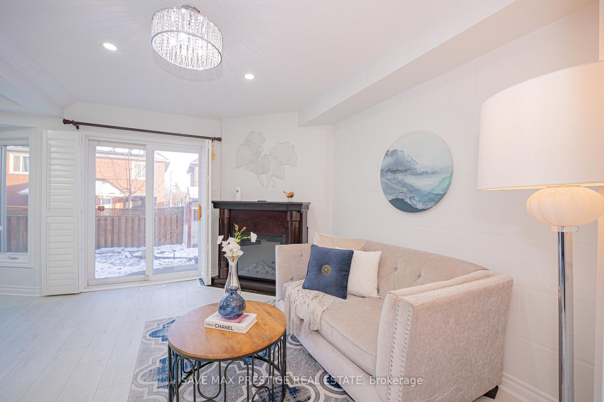 Photo 7 of 7 Hood Crescent, Brampton, Fletcher's West — HOMEH