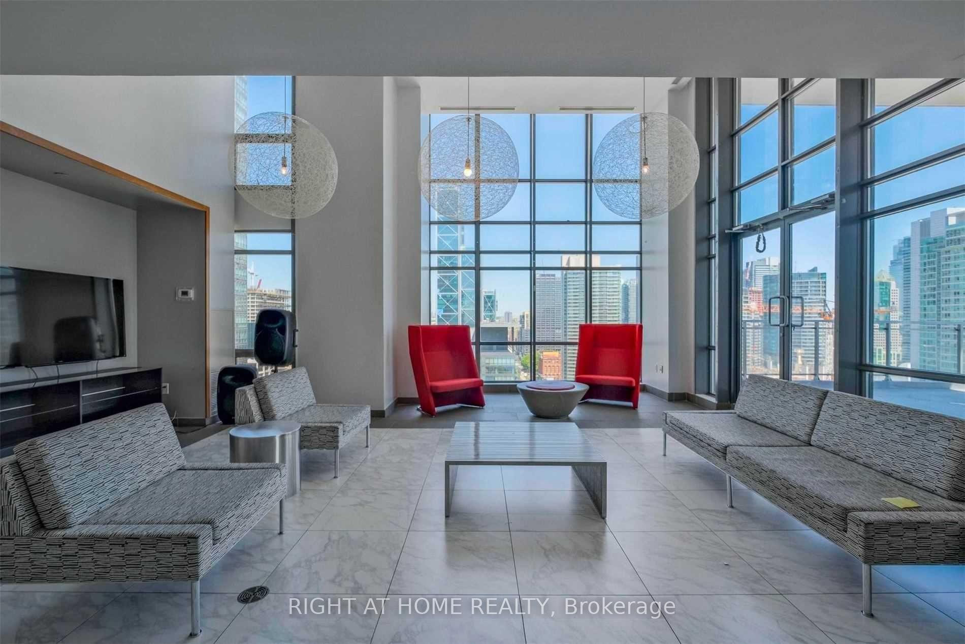 Photo 24 of Unit 2207, 15 Fort York Boulevard, Toronto, Waterfront Communities — HOMEH