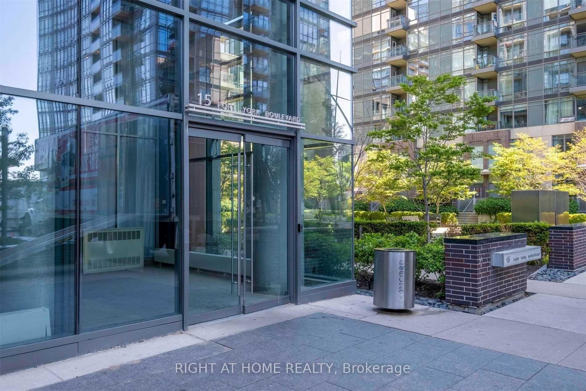 Photo 29 of Unit 2207, 15 Fort York Boulevard, Toronto, Waterfront Communities — HOMEH