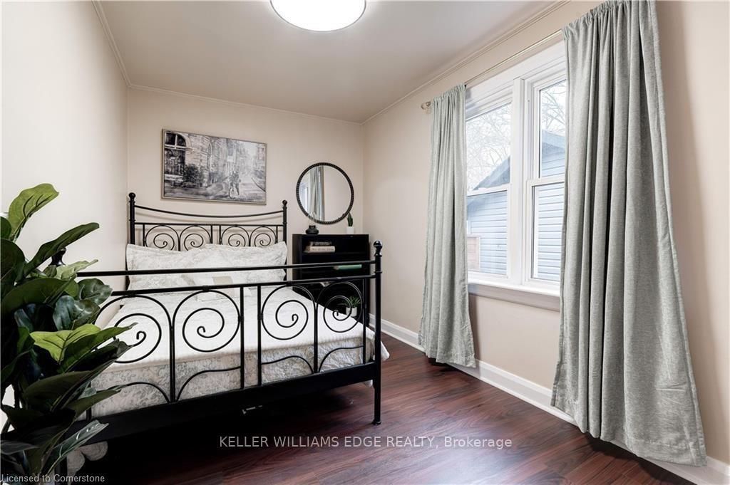 Photo 12 of 17 Dundas Street, Hamilton, Dundas — HOMEH