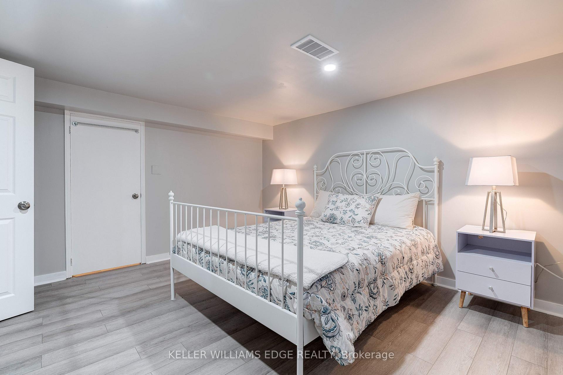Photo 20 of 17 Dundas Street, Hamilton, Dundas — HOMEH