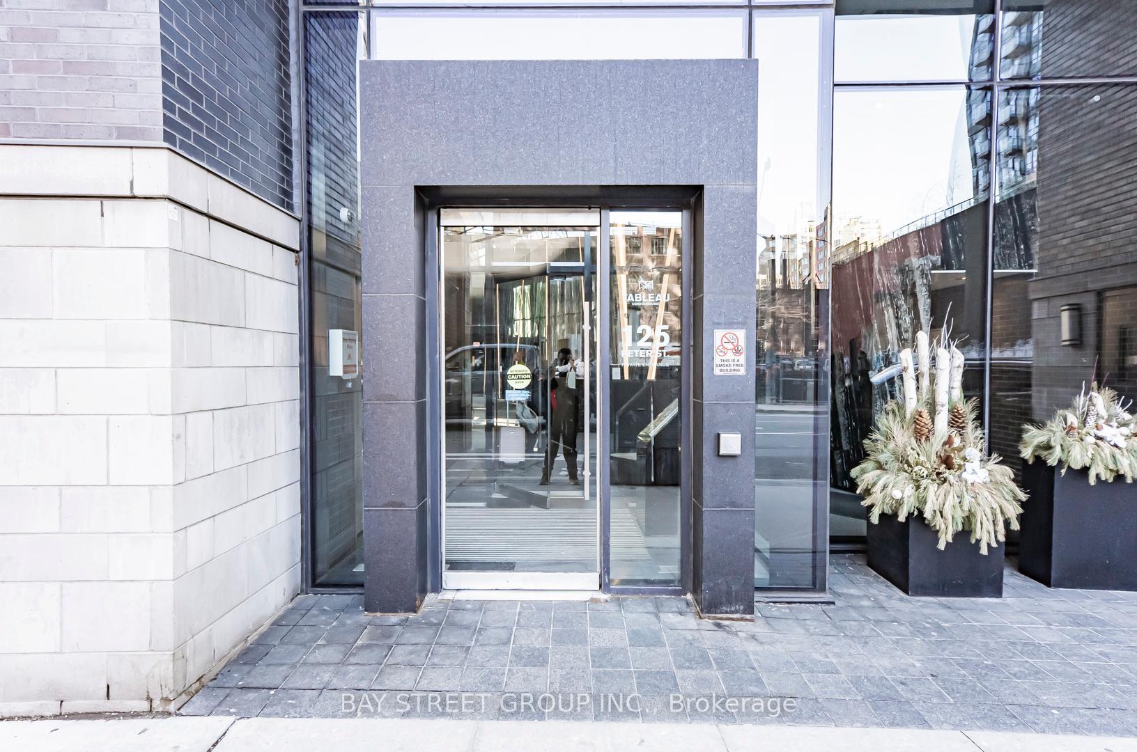 Photo 2 of Unit 2509, 125 Peter Street, Toronto, Waterfront Communities — HOMEH
