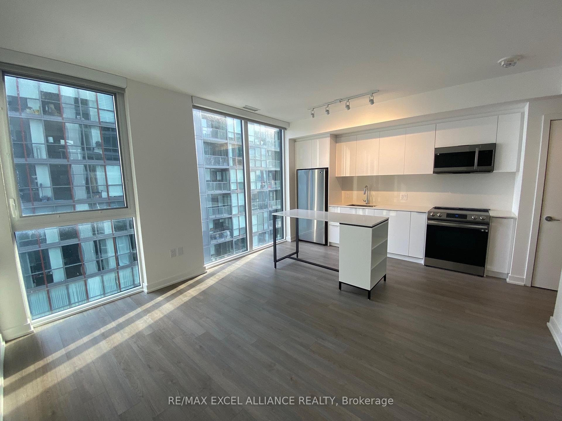 Photo 3 of Unit 2908, 357 King Street W, Toronto, Waterfront Communities — HOMEH
