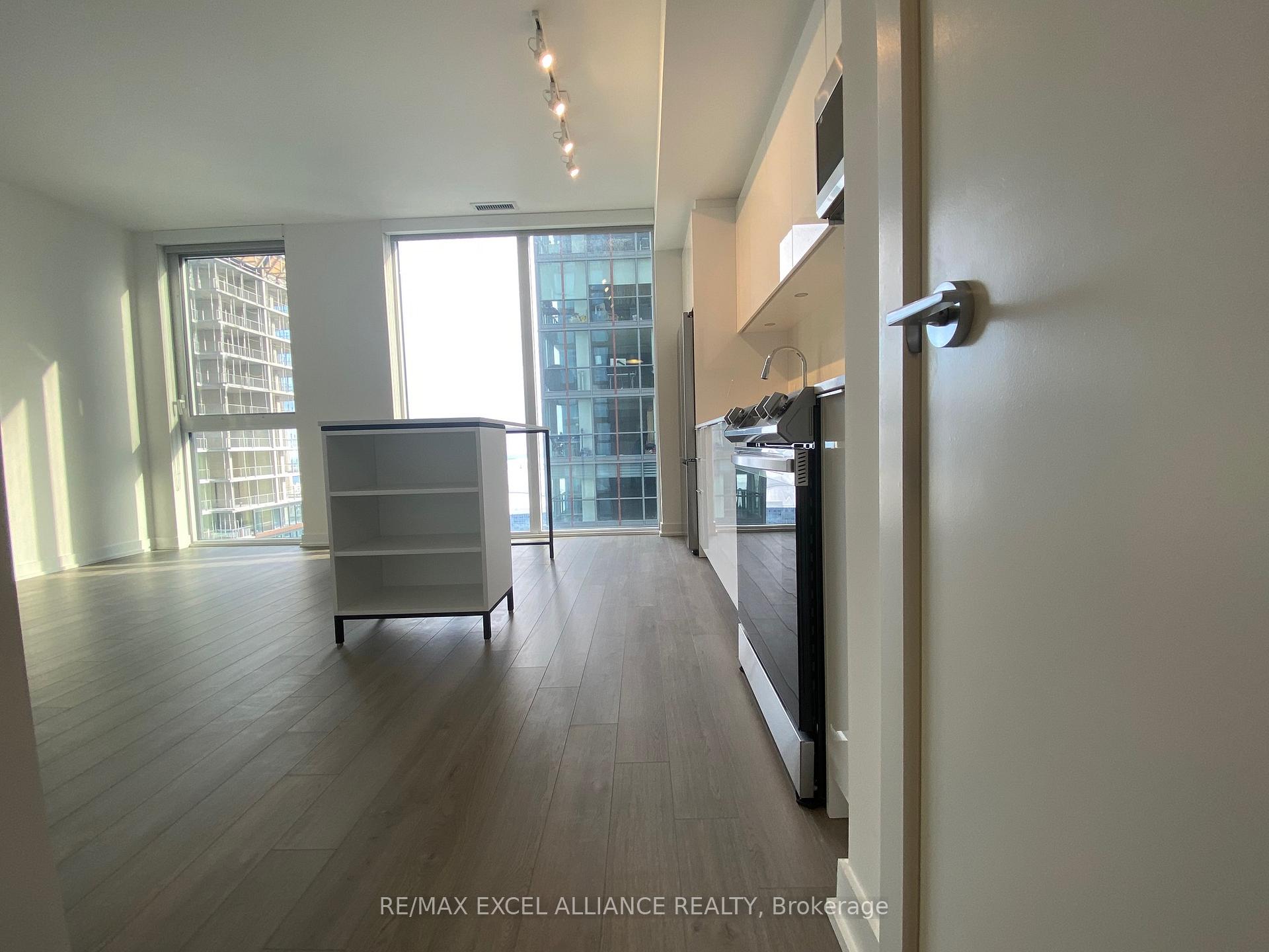Photo 5 of Unit 2908, 357 King Street W, Toronto, Waterfront Communities — HOMEH