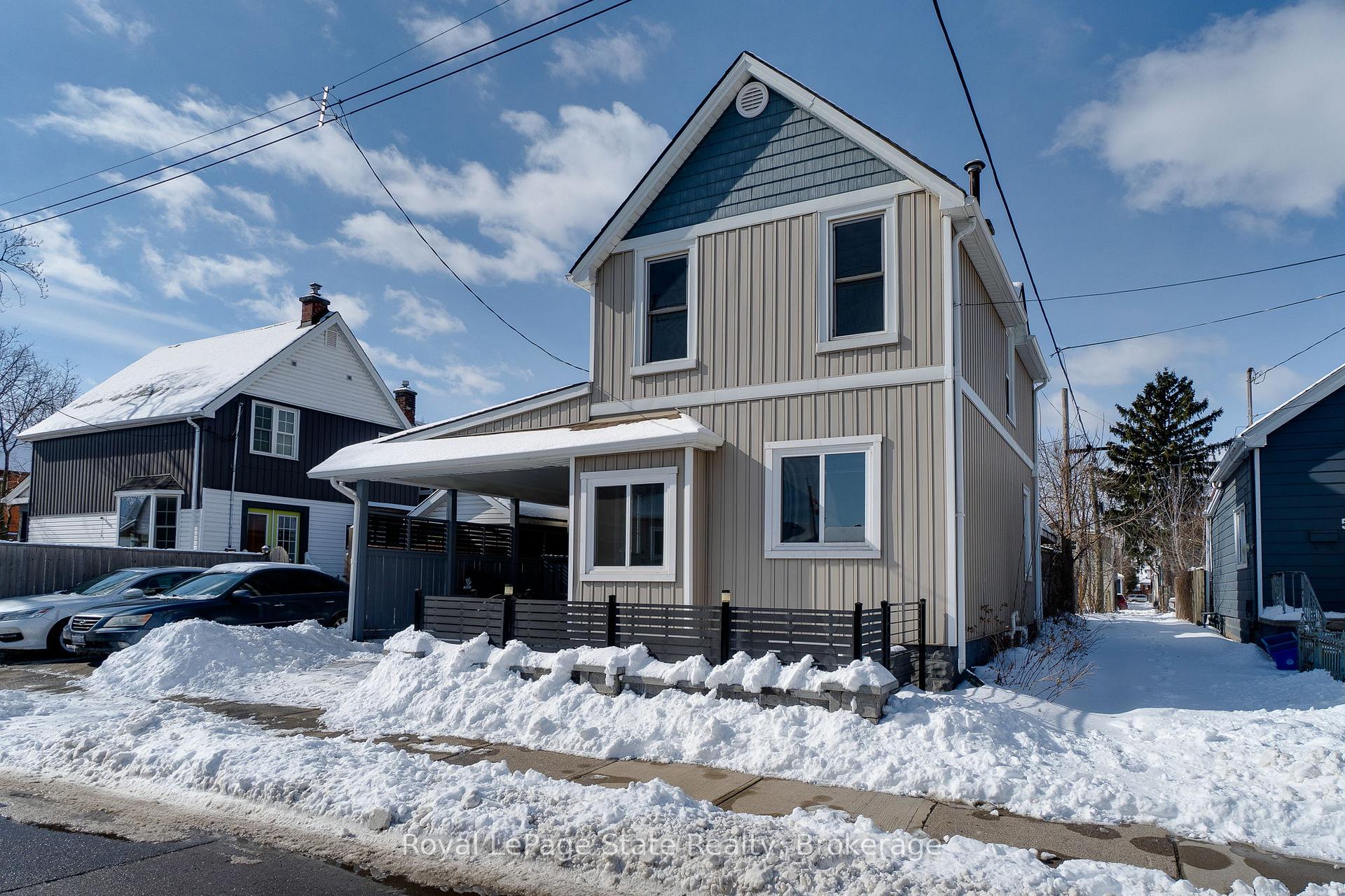 Photo 3 of 55 East Bend Avenue N, Hamilton, Crown Point — HOMEH