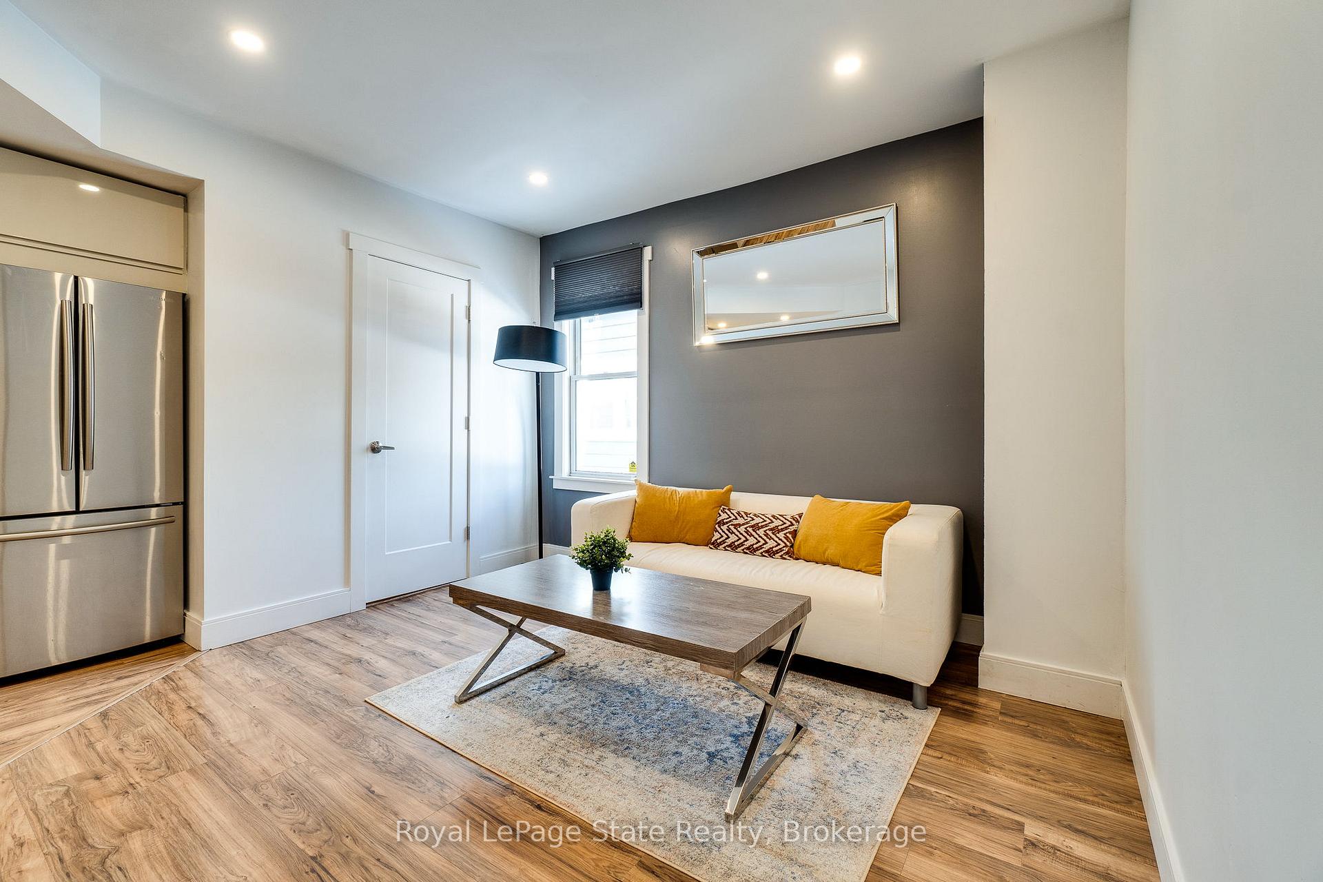 Photo 8 of 55 East Bend Avenue N, Hamilton, Crown Point — HOMEH