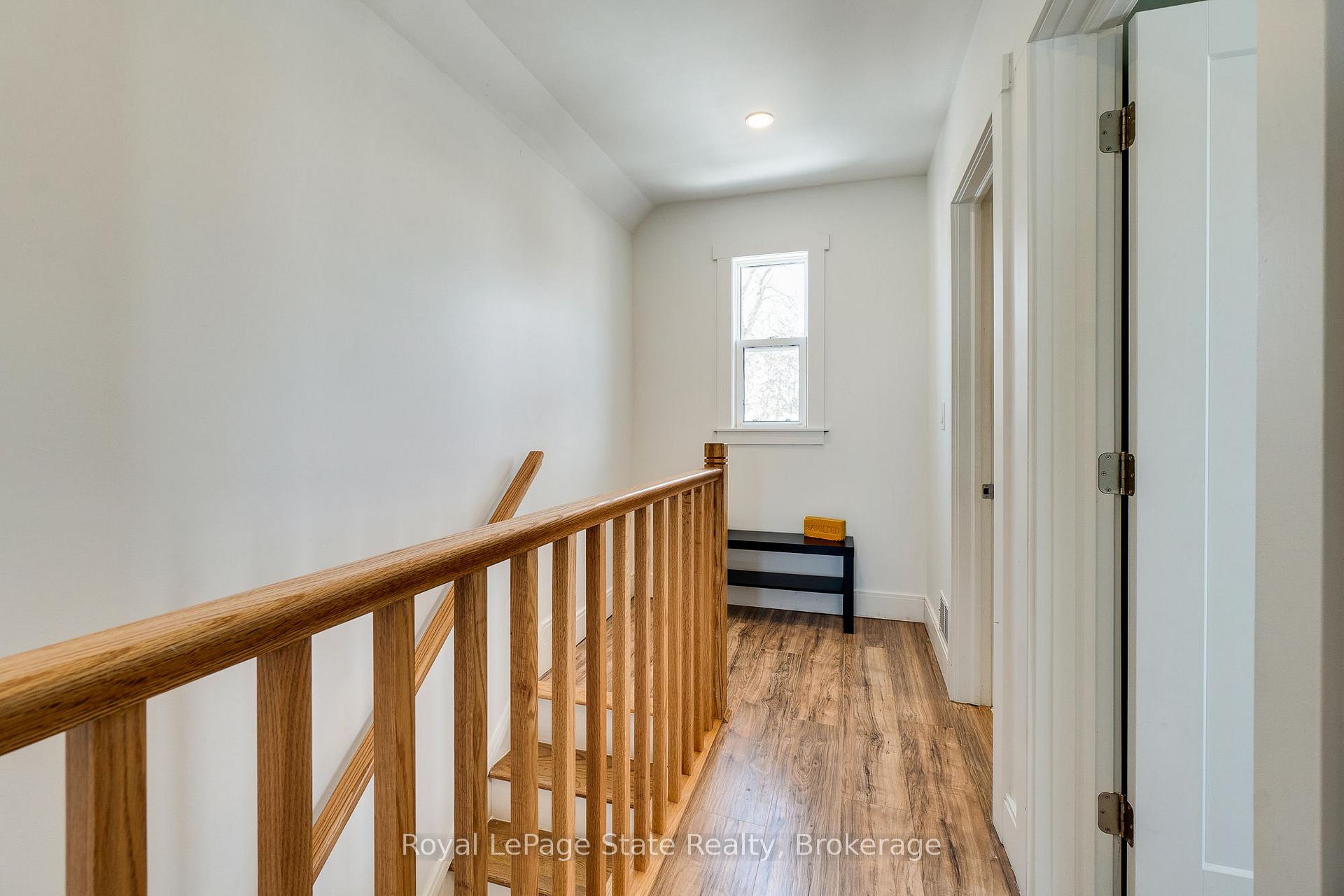 Photo 29 of 55 East Bend Avenue N, Hamilton, Crown Point — HOMEH