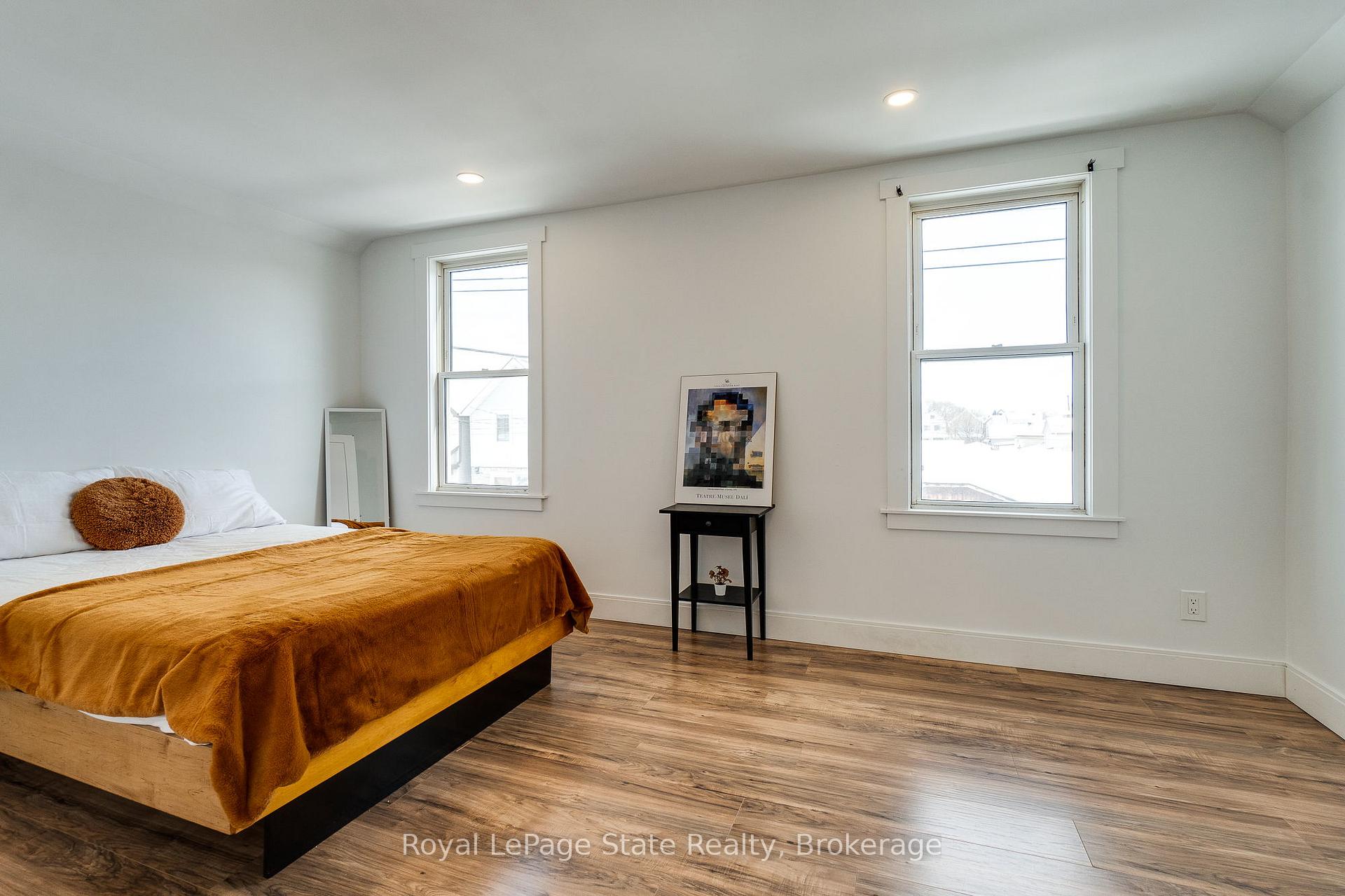 Photo 30 of 55 East Bend Avenue N, Hamilton, Crown Point — HOMEH
