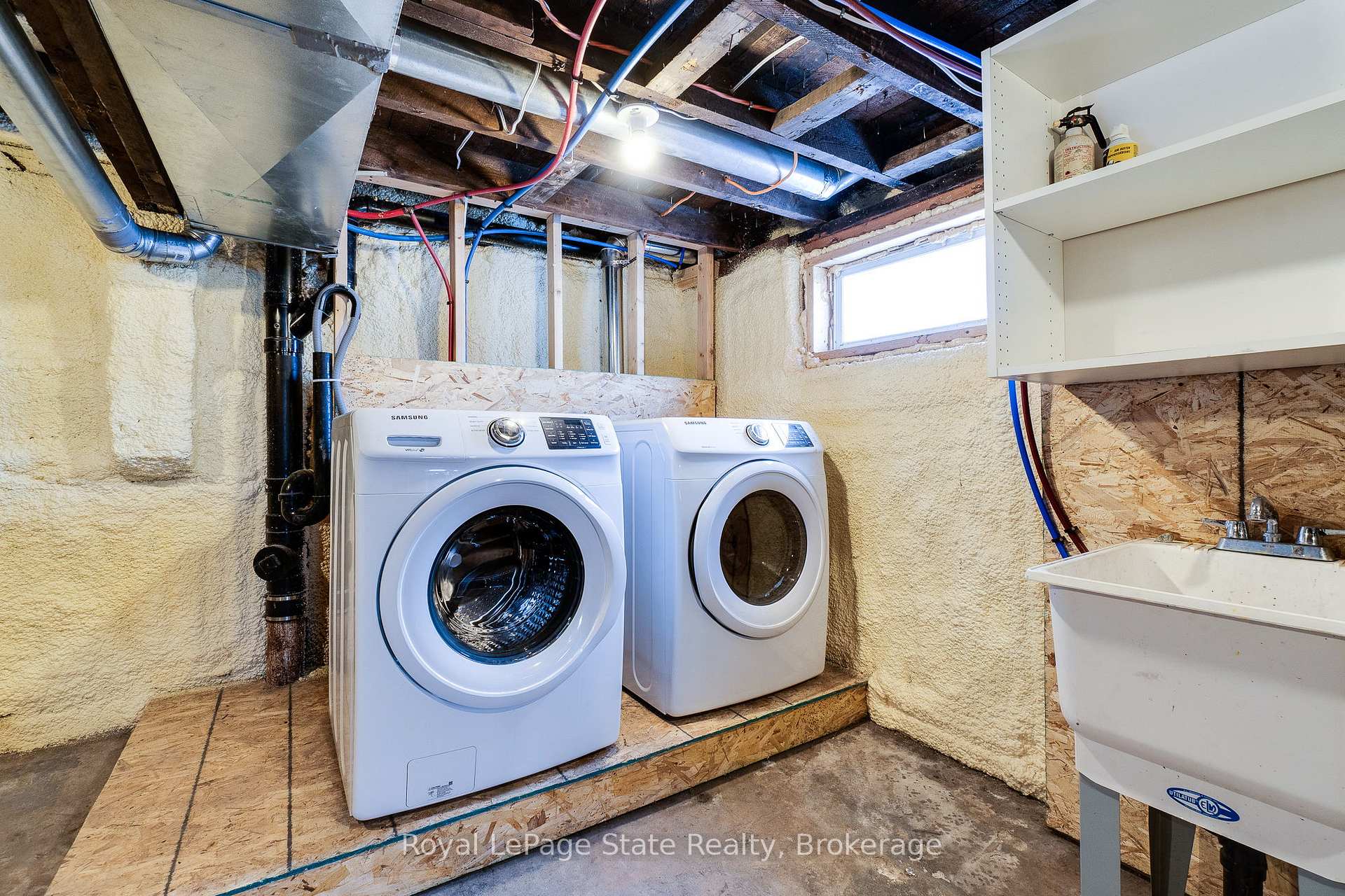 Photo 37 of 55 East Bend Avenue N, Hamilton, Crown Point — HOMEH
