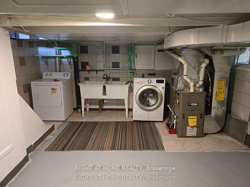 Photo 11 of 36 Beechwood Avenue, Hamilton, Stripley — HOMEH