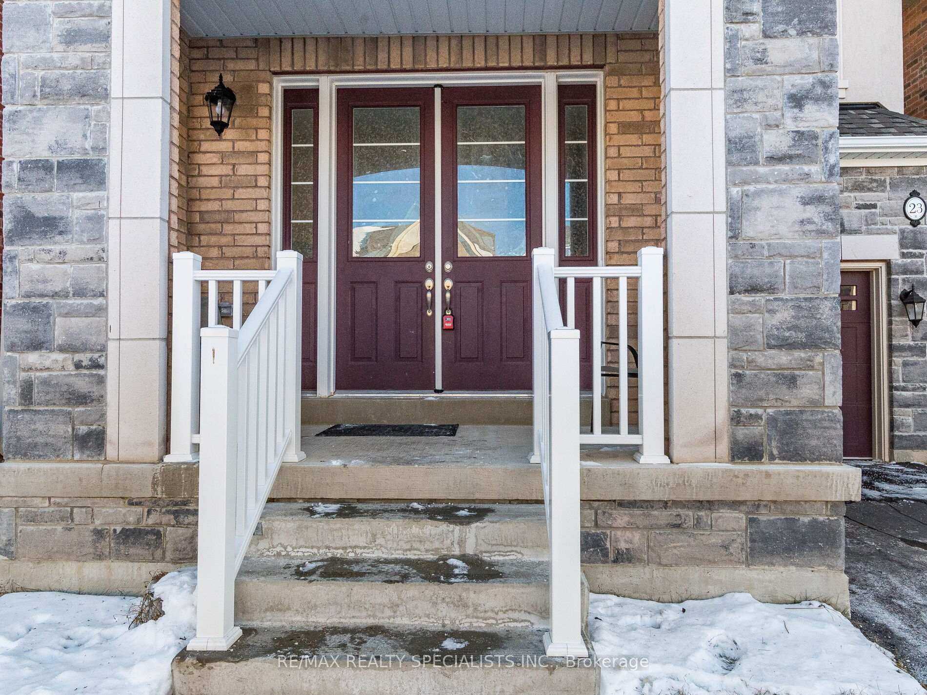 Photo 2 of 23 Matterhorn Road, Brampton, Northwest Brampton — HOMEH